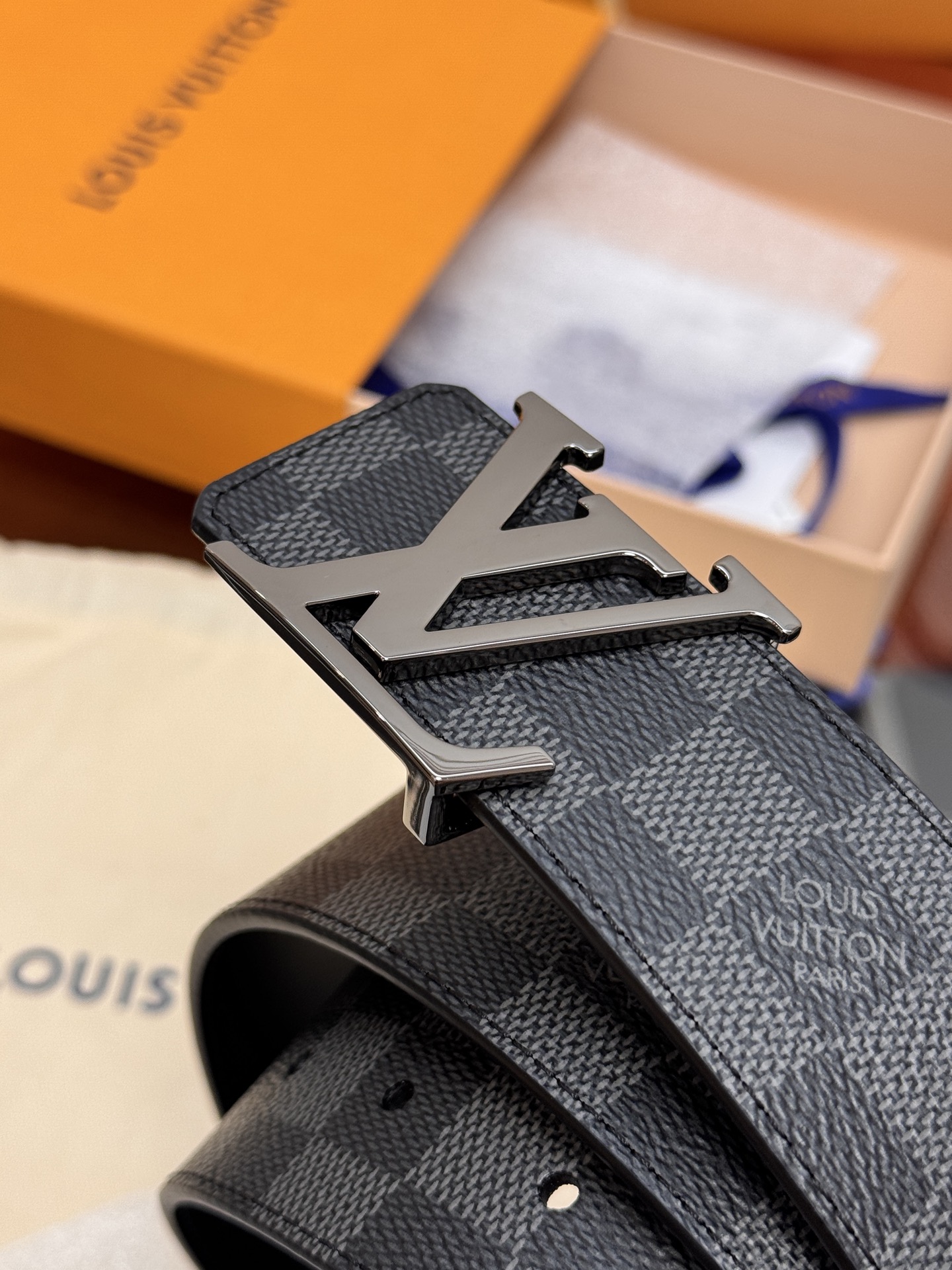 Louis Vuitton M0213，L4.0V $$普通版高端版等等
