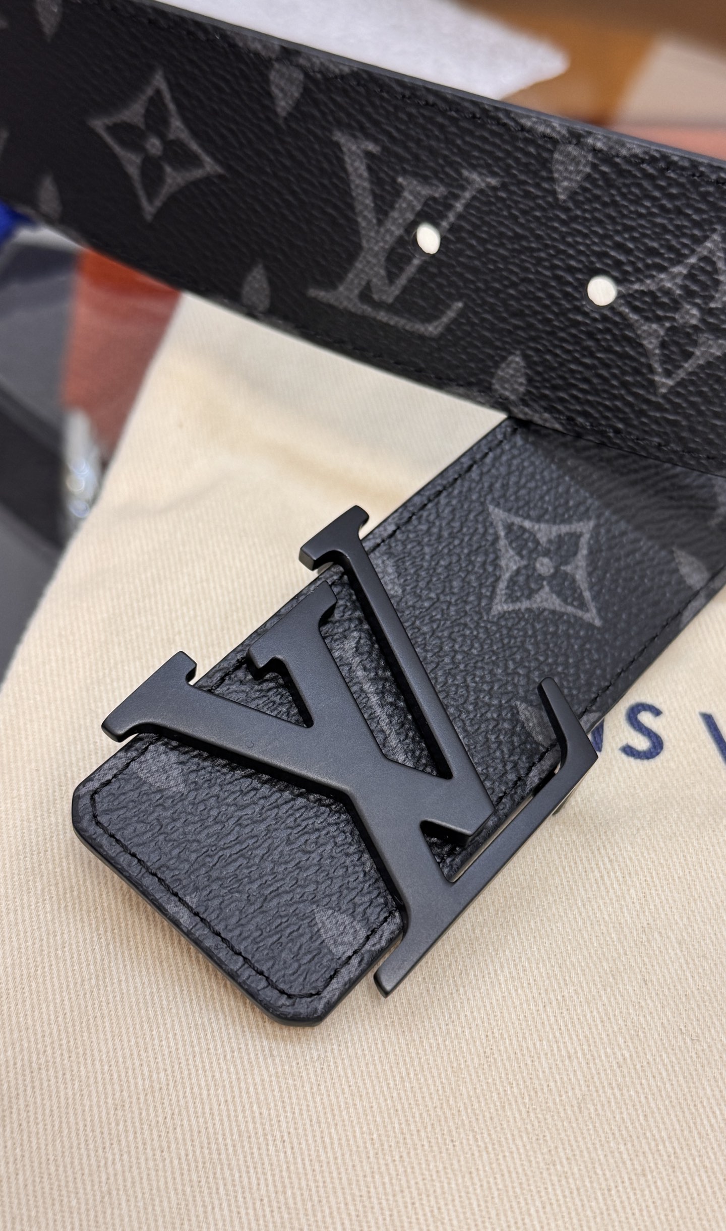Louis Vuitton M0449，L4.0V $$普通版高端版等等