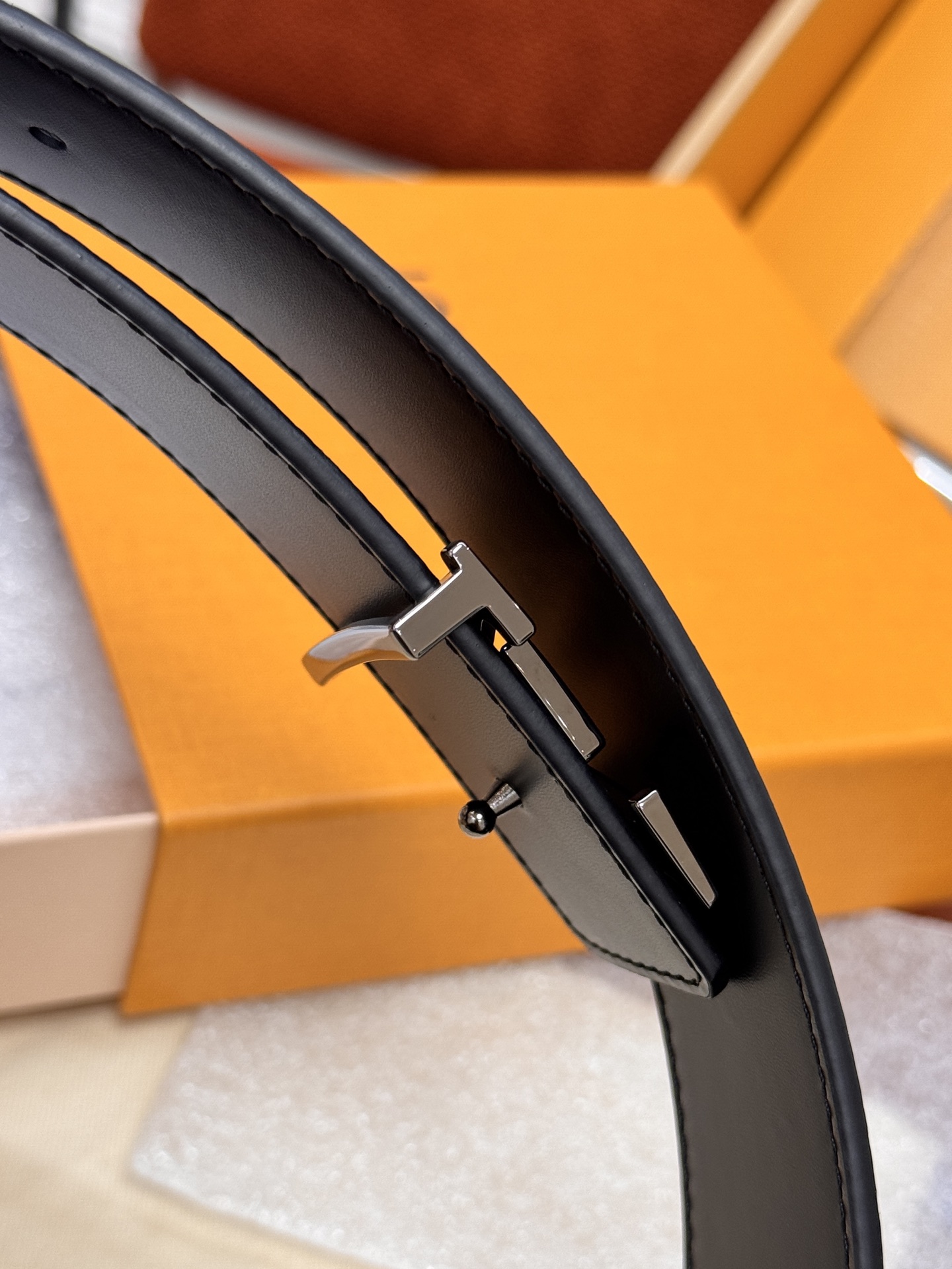 Louis Vuitton M9043，L4.0V $$普通版高端版等等