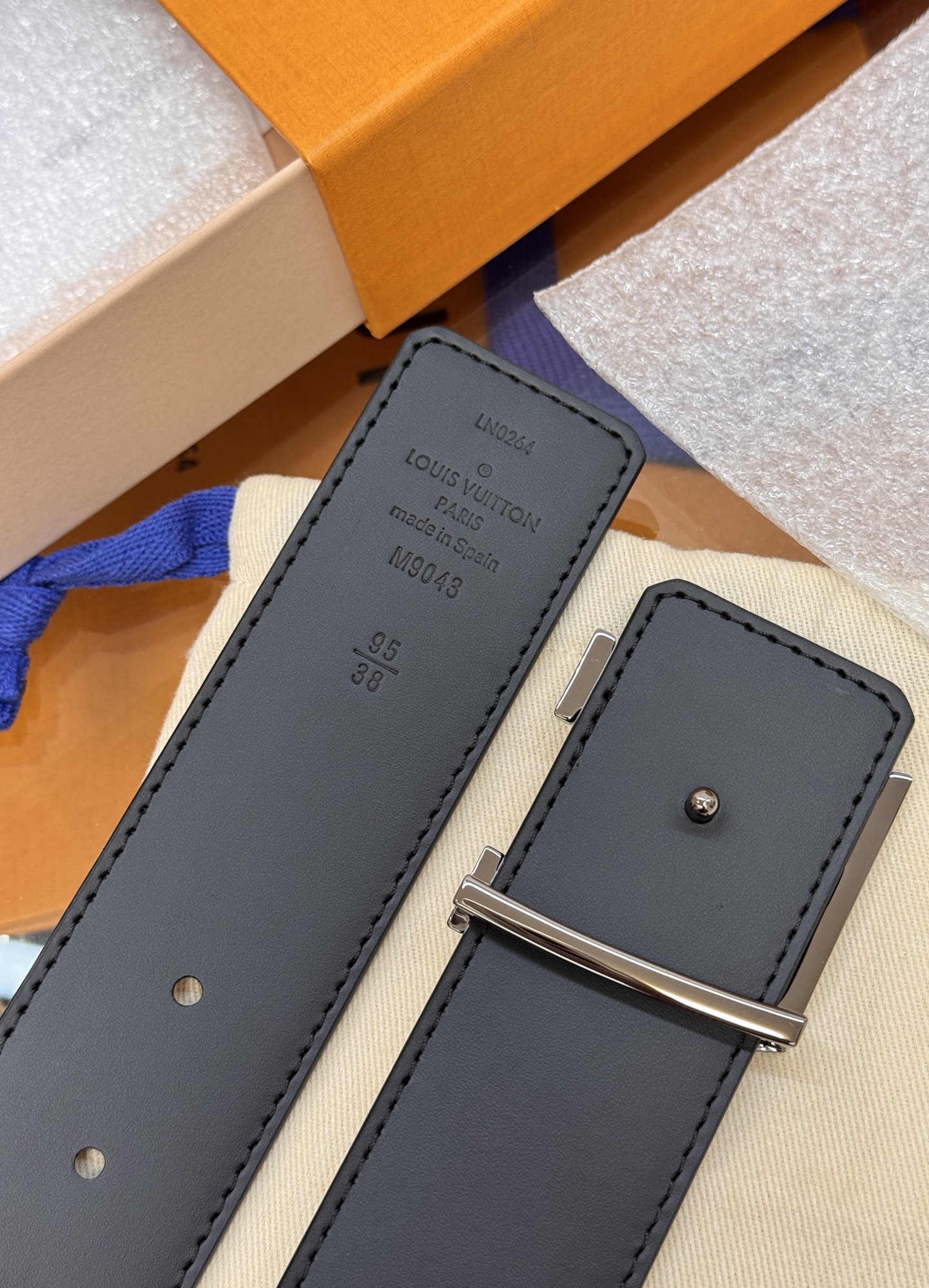 Louis Vuitton M9043，L4.0V $$普通版高端版等等