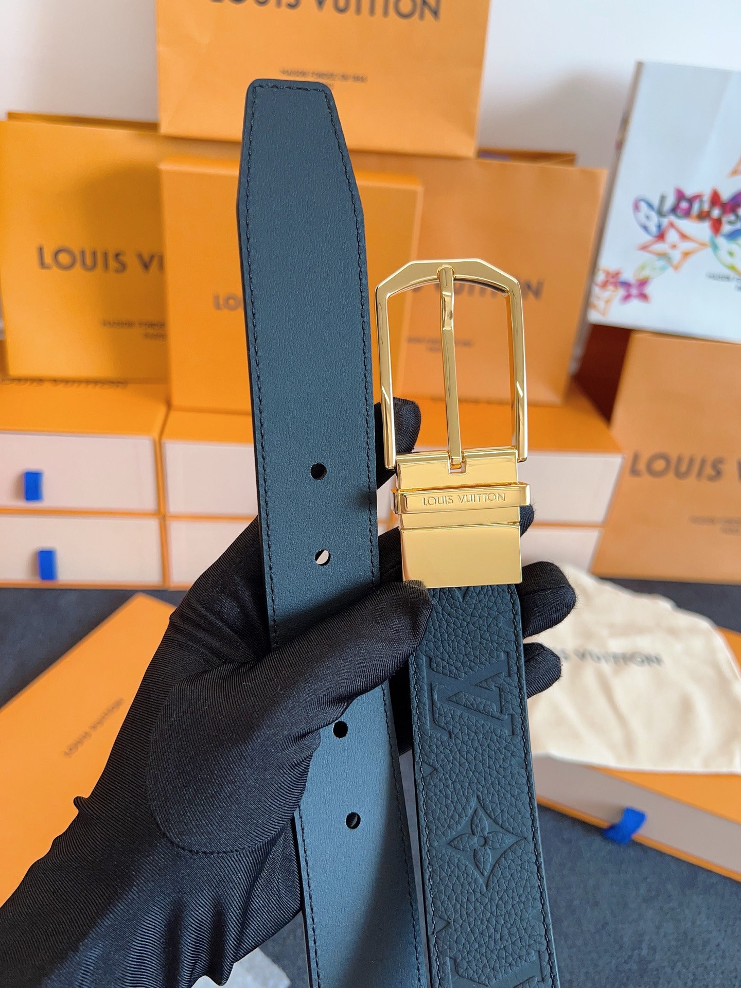 High-Quality LV Men’s Waist Belt in Veal Leather with Monogram Pattern - 图片 5