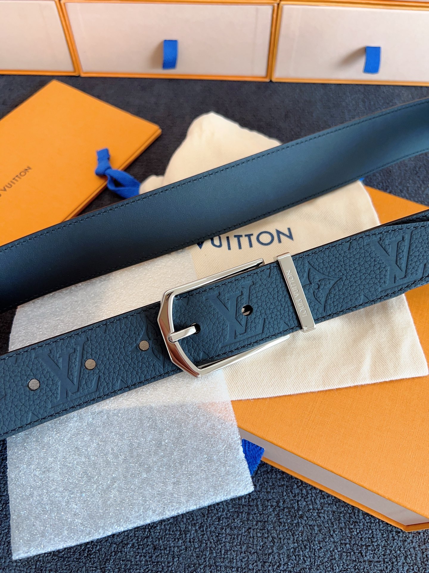 High-Quality LV Men’s Waist Belt with Monogram Pattern and Morten Style - 图片 2