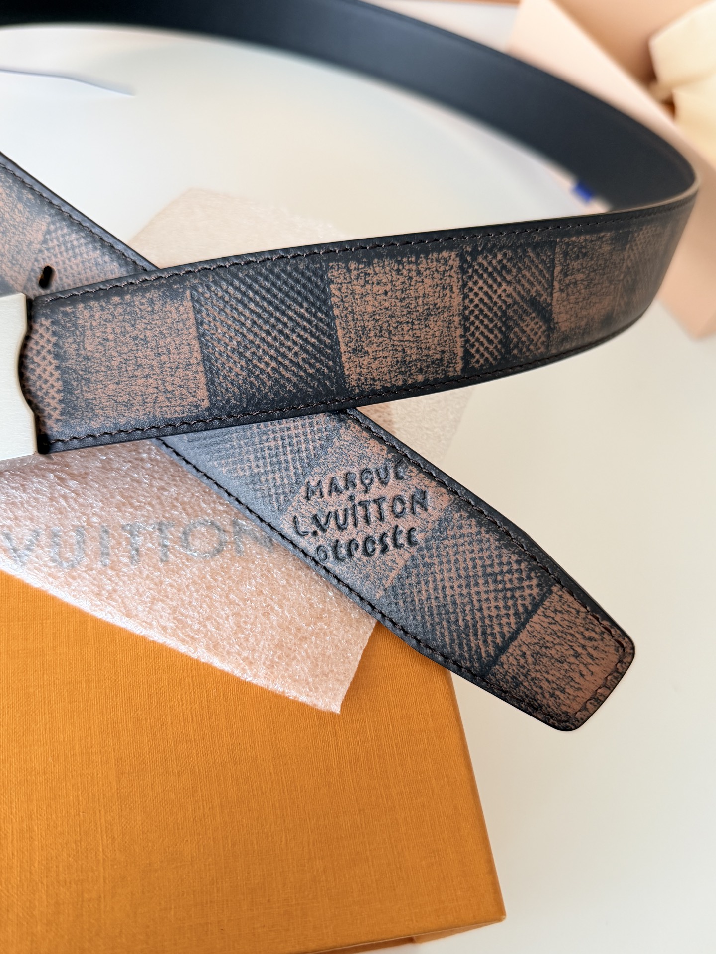 Louis Vuitton LV3.5cm宽M4430