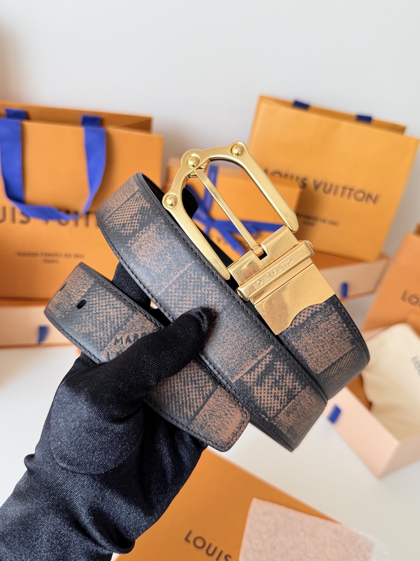 Louis Vuitton LV3.5cm宽M4430