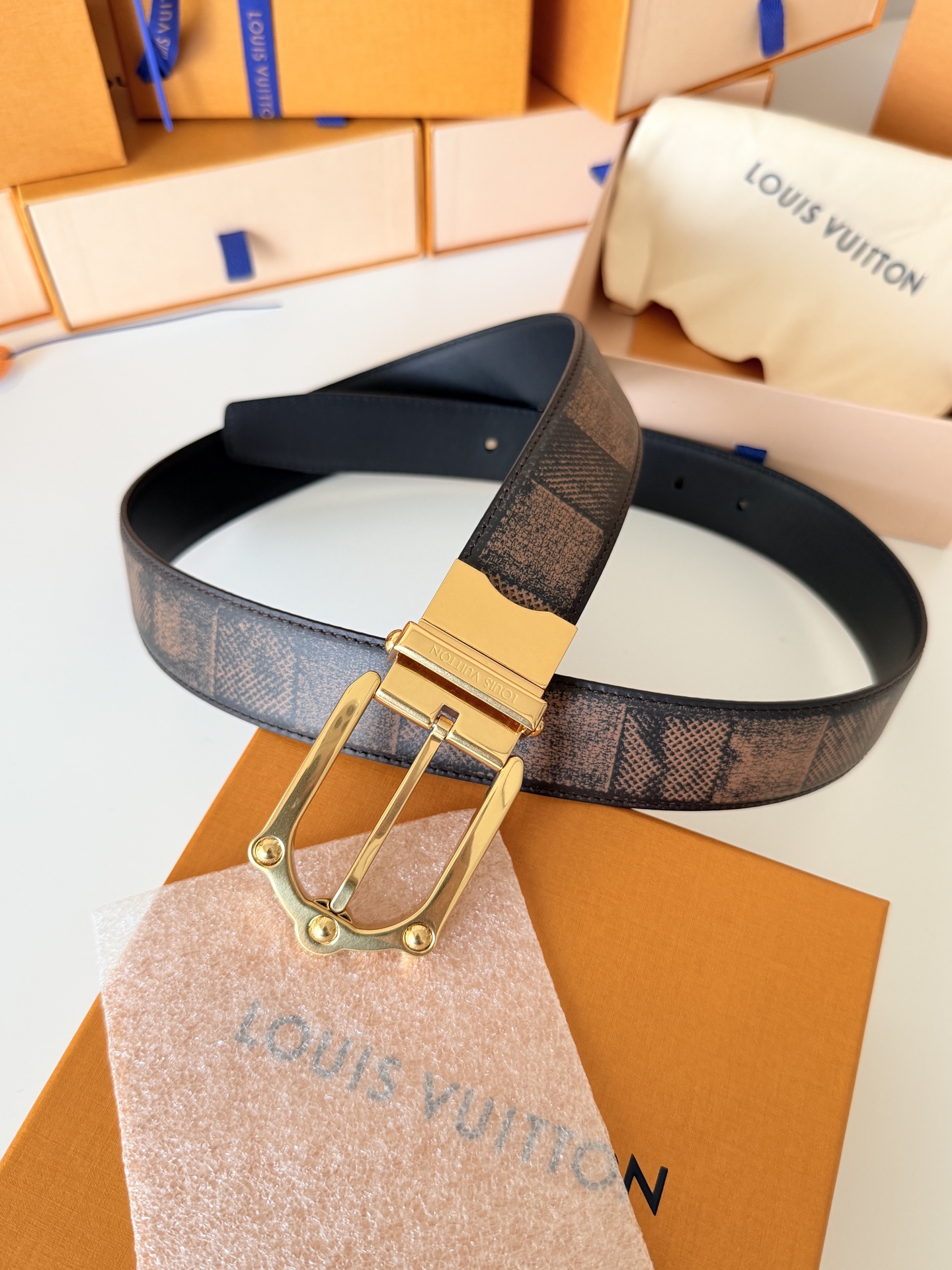 Louis Vuitton LV3.5cm宽M4430