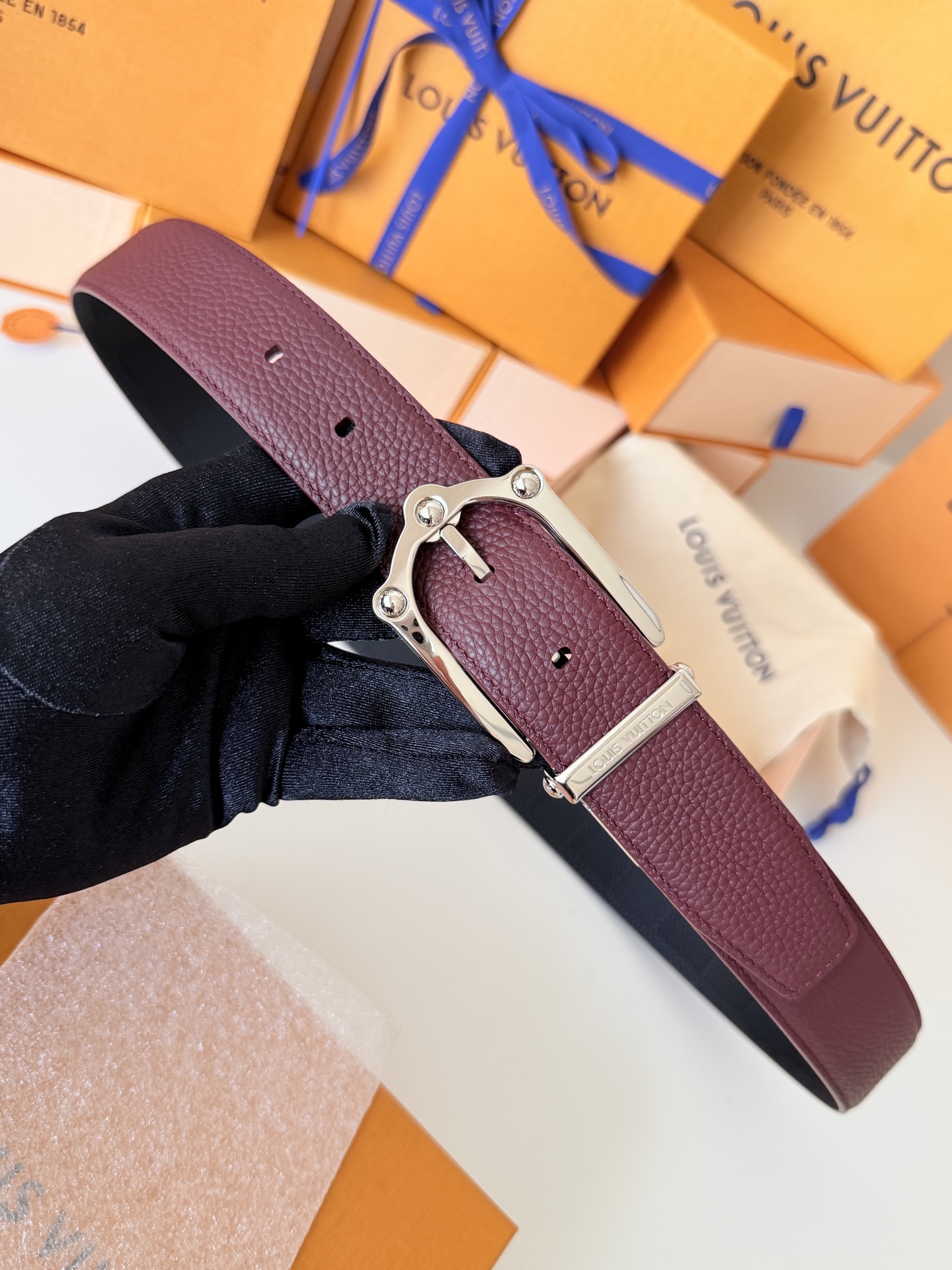 Louis Vuitton LV3.5cm宽M4362
