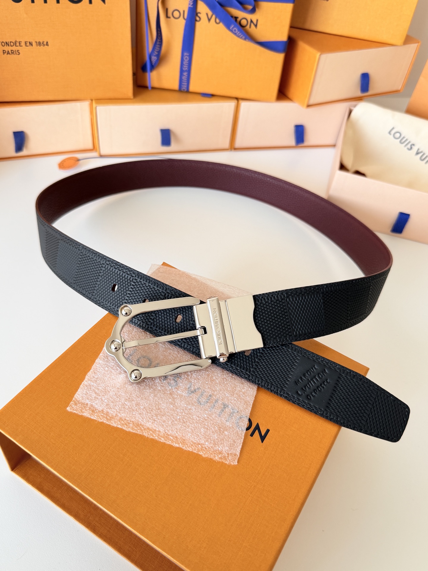 Louis Vuitton LV3.5cm宽M4362