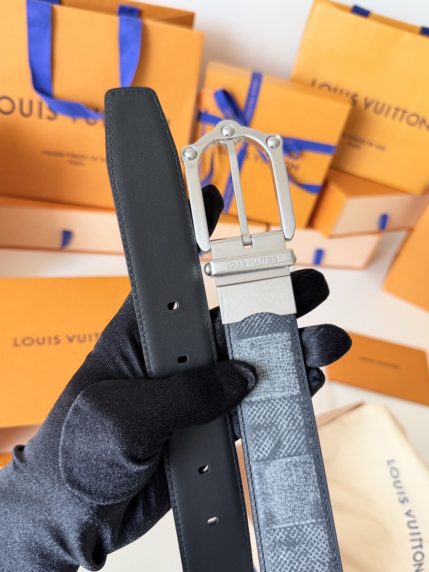Louis Vuitton LV3.5cm宽M4378