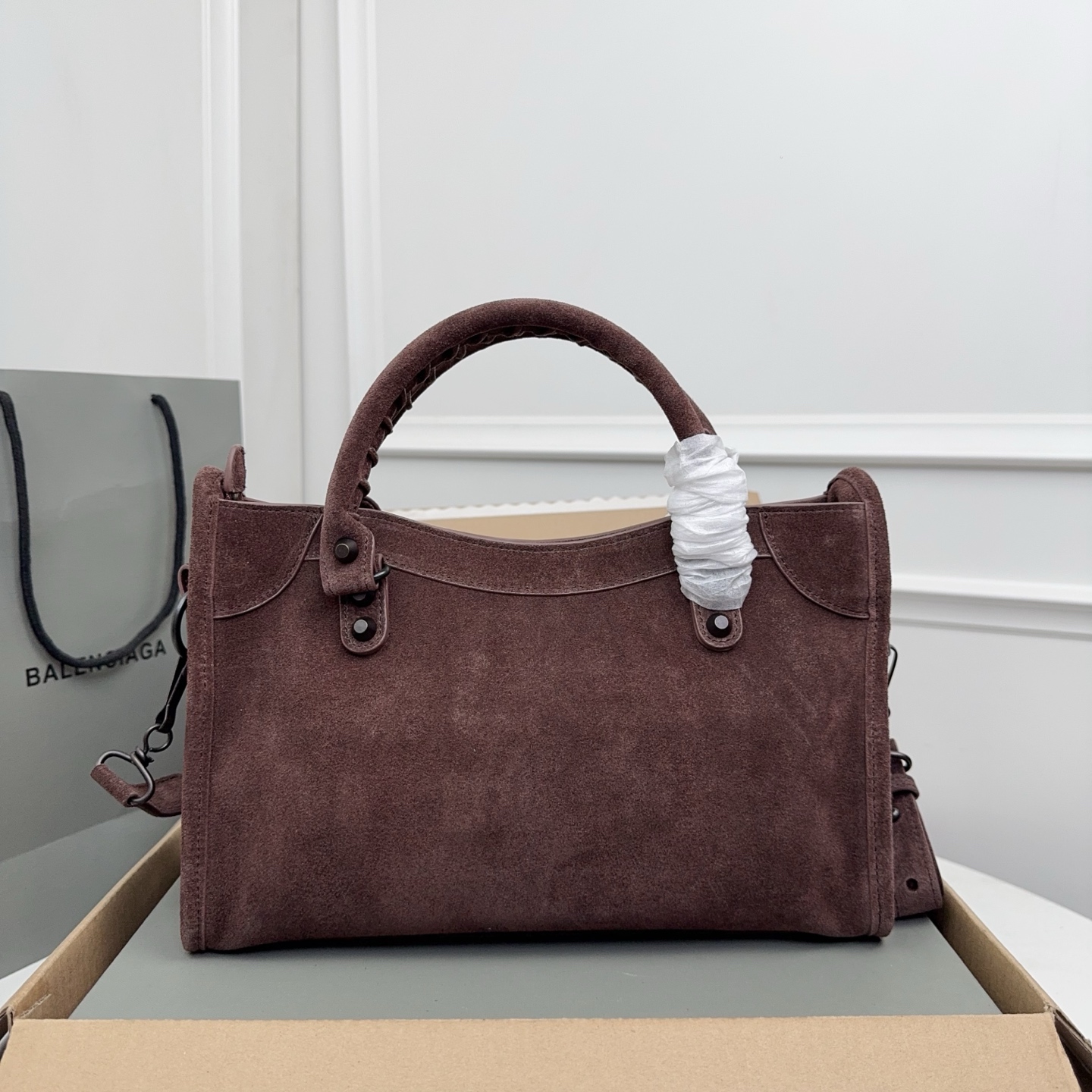 Balenciaga Style Brown Leather Card Holder Bags Card Holder detail image 3 from source 776223