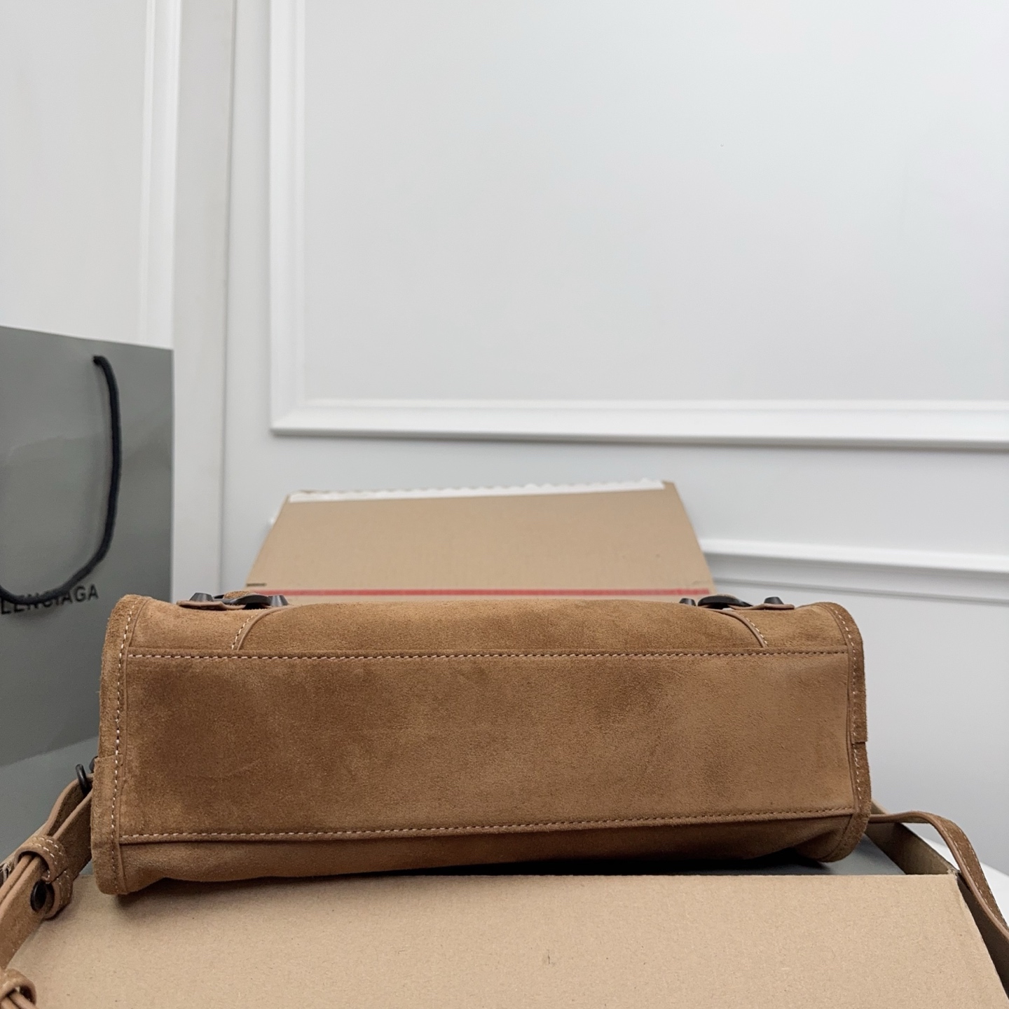 Balenciaga Style Brown Card Holder Bags detail image 4 from source 776229