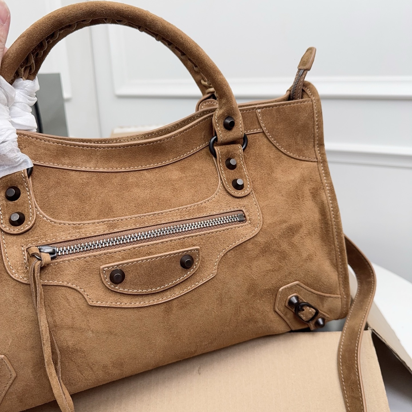 Balenciaga Style Brown Card Holder Bags detail image 5 from source 776230