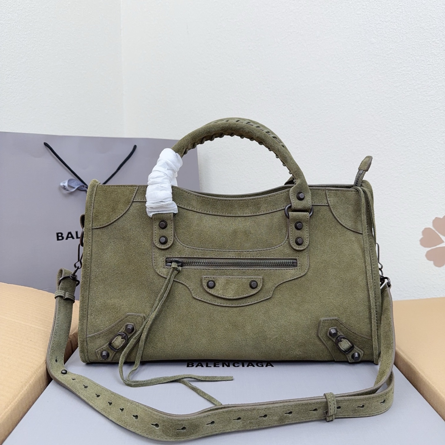Balenciaga Style Green Leather Card Holder Bags detail image 1 from source 776228
