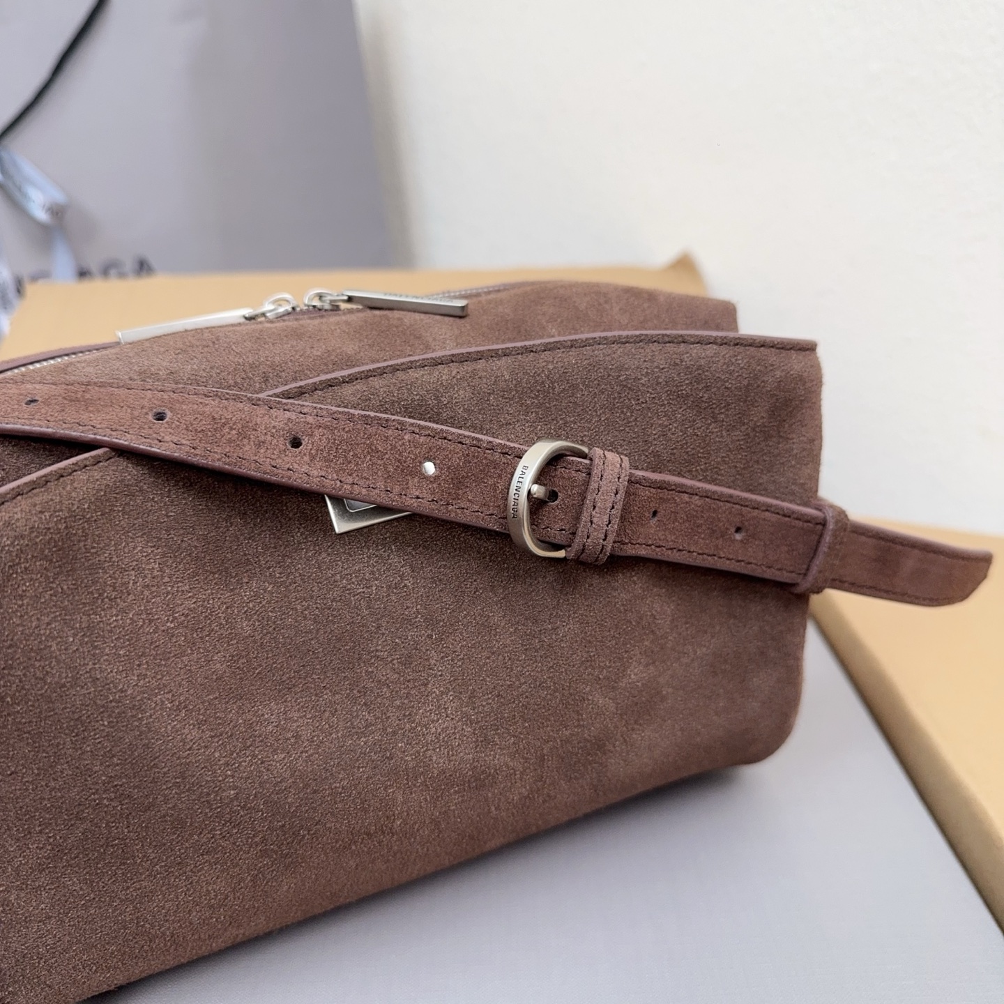 Balenciaga Style Beige Leather Camera Bag style reference detail image 7 from source 776262