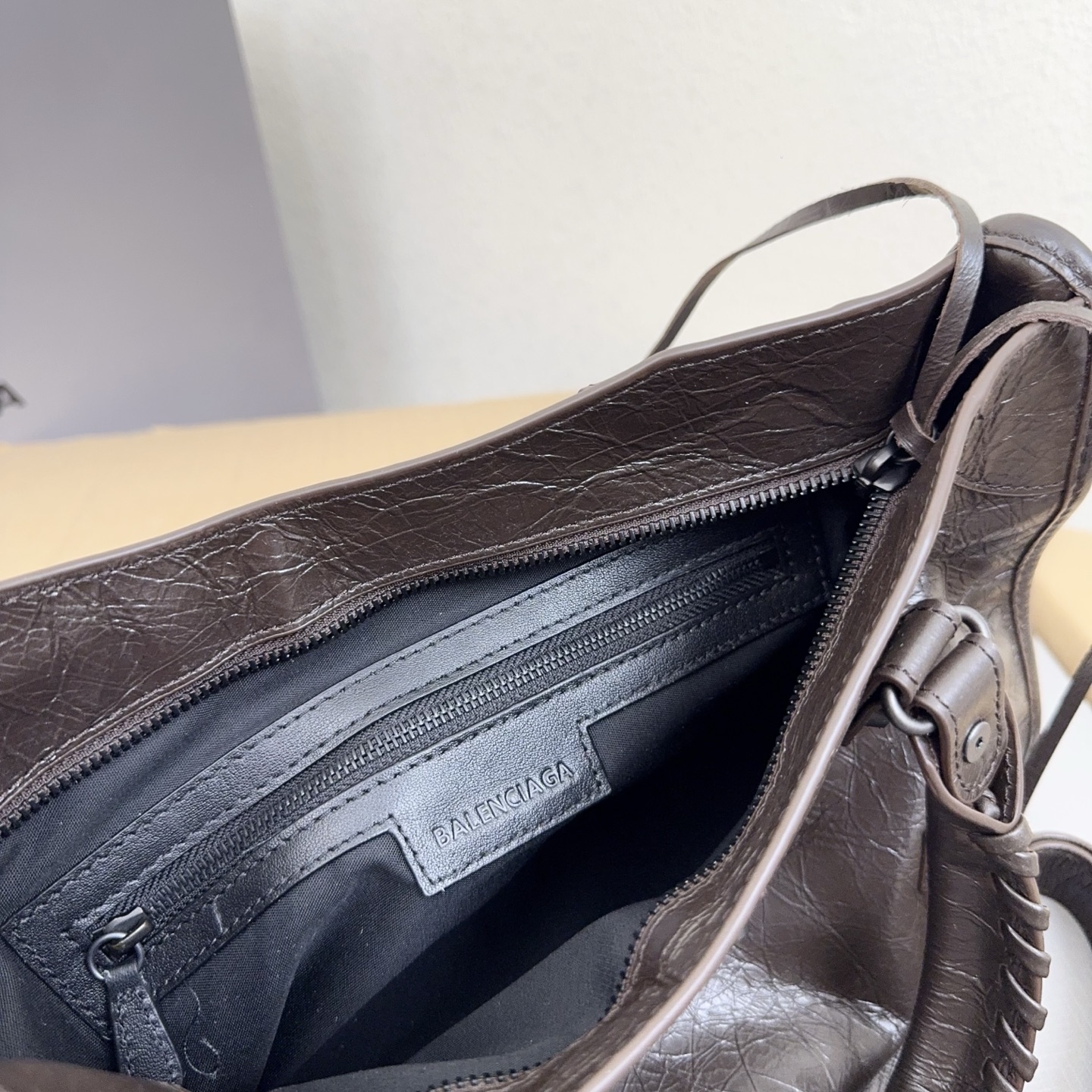 巴家 时代眼泪 インポート レザー バイカー バッグ