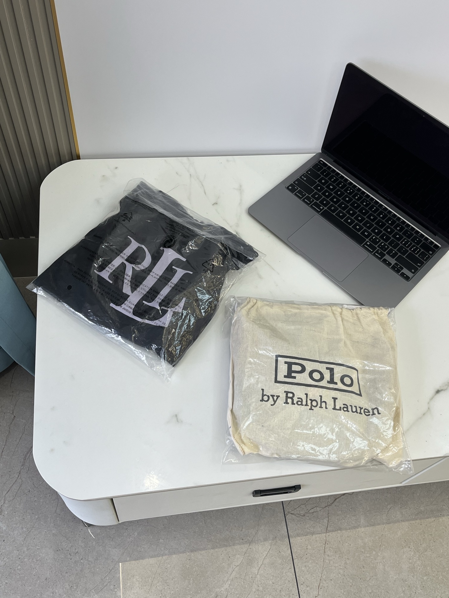 _dhz9sQ2BQEQa_DYArIT7XrD3iqbSI_iUYDWdojw