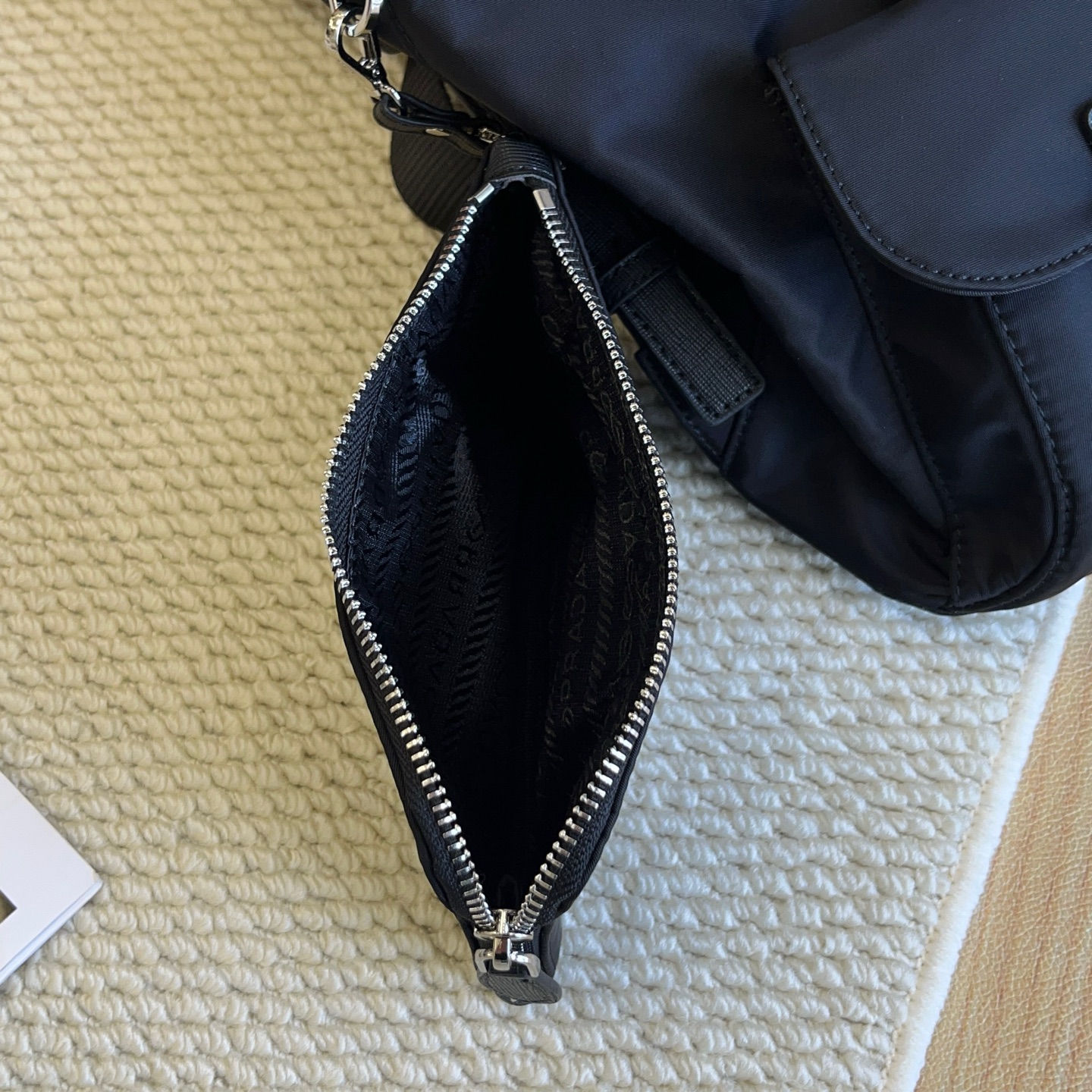 圣罗兰 Saint Laurent 经典高奢皮具手袋托特包斜挎包女包 #994F3652 4