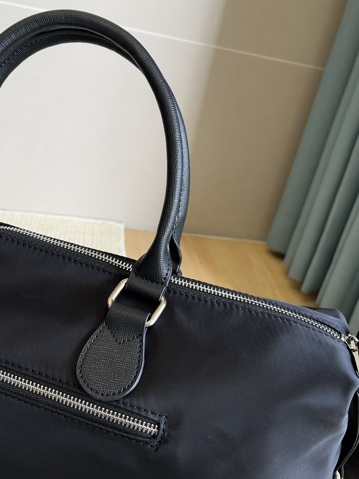 Hermès Luxury Designer Handbag Shoulder Crossbody Bag crafted in premium 3