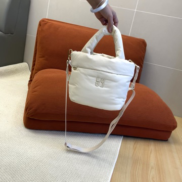 Bottega Veneta Haute Couture Classic Luxury Handbag Shoulder Crossbody