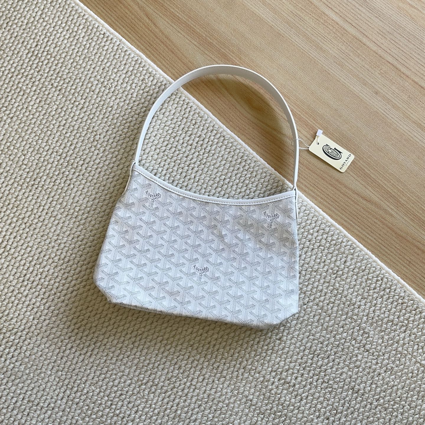 Chloé Luxury Designer Handbag Shoulder Crossbody Bag crafted in premium