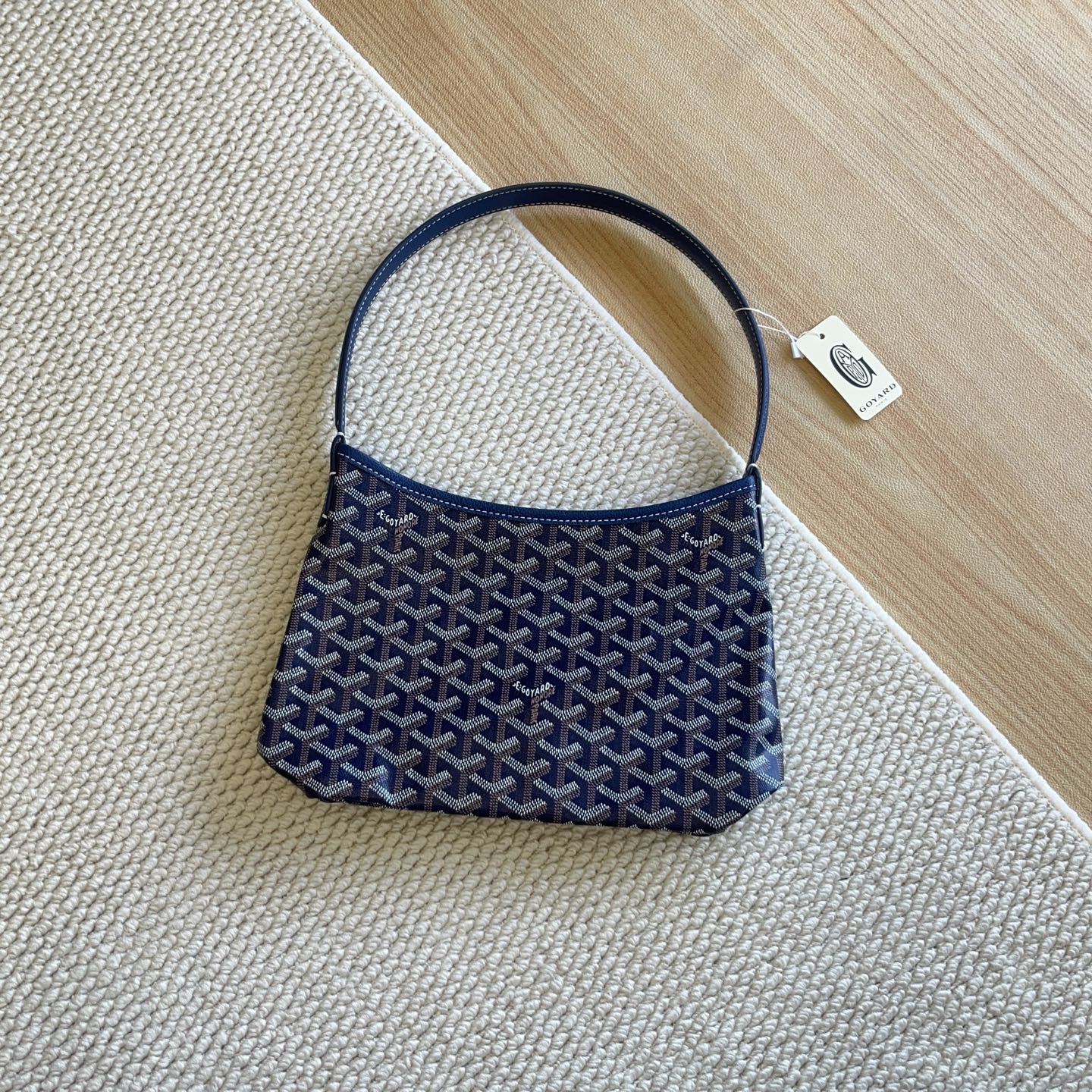 Loewe Luxury Designer Handbag Shoulder Crossbody Bag crafted in premium