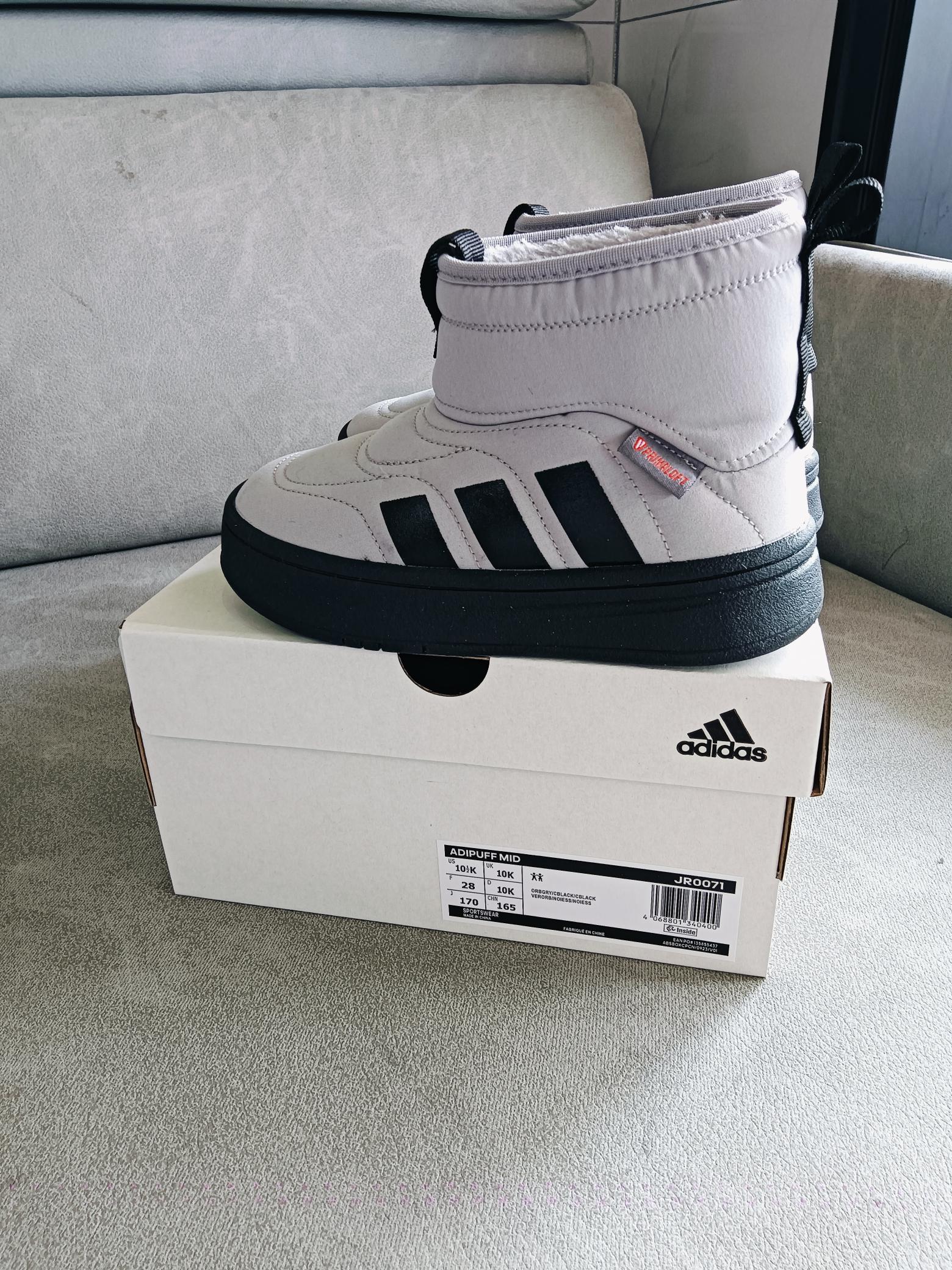 图片[8]-Adidas/阿迪达斯正品ADIPUFF MID男女童同款保暖休闲棉鞋，官方同步包装 ， 材料采用原厂防污防水雨伞布，防滑耐磨橡胶大底 潮流百搭 、舒适短筒靴 秋冬休闲时尚童鞋 保暖性能十足 严寒季节保暖神器。 尺码：28——37-选品中心
