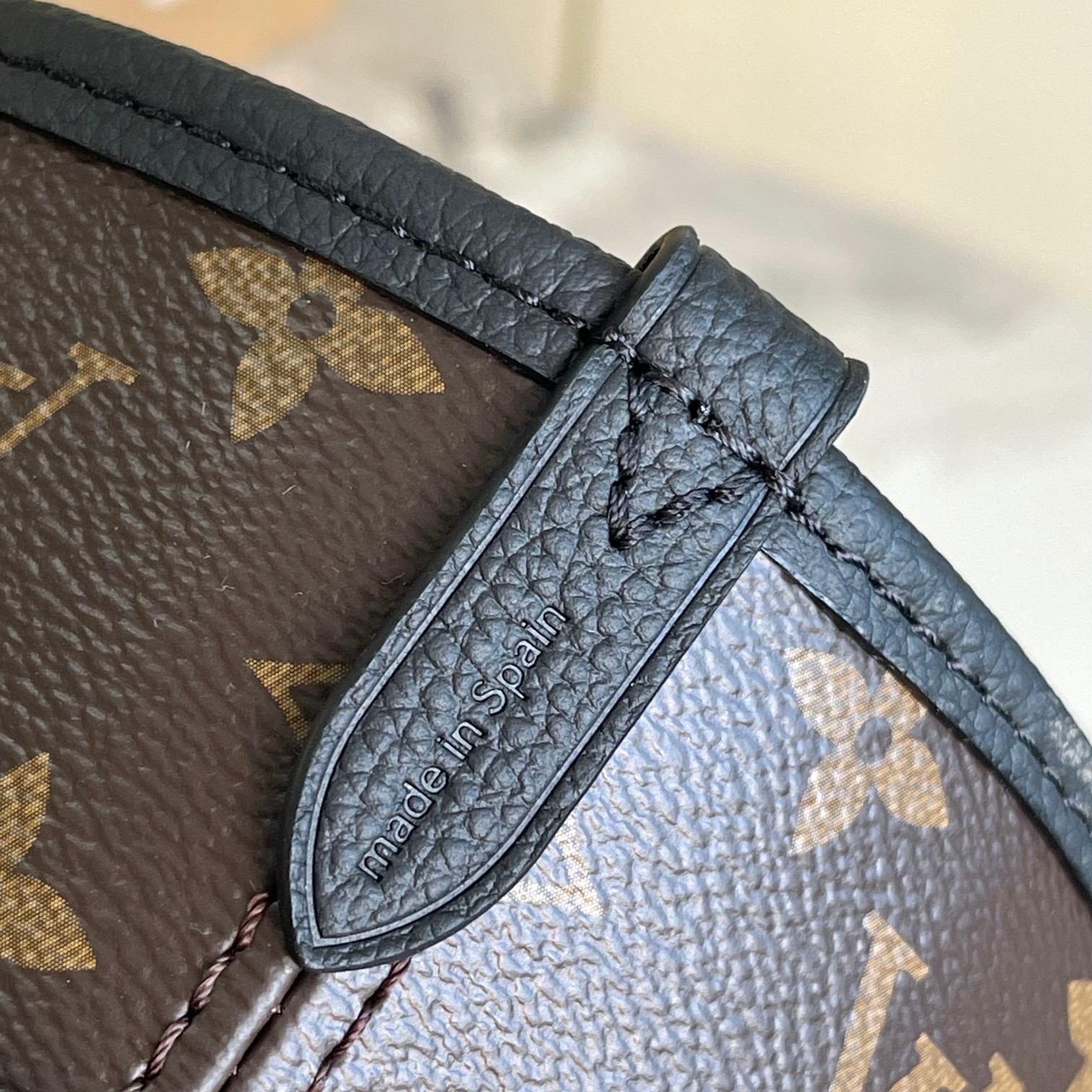 Louis Vuitton Haute Couture Classic Luxury Handbag Shoulder Crossbody 6