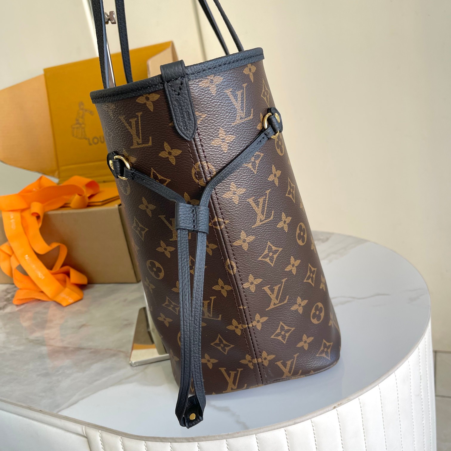 Louis Vuitton Haute Couture Classic Luxury Handbag Shoulder Crossbody 4