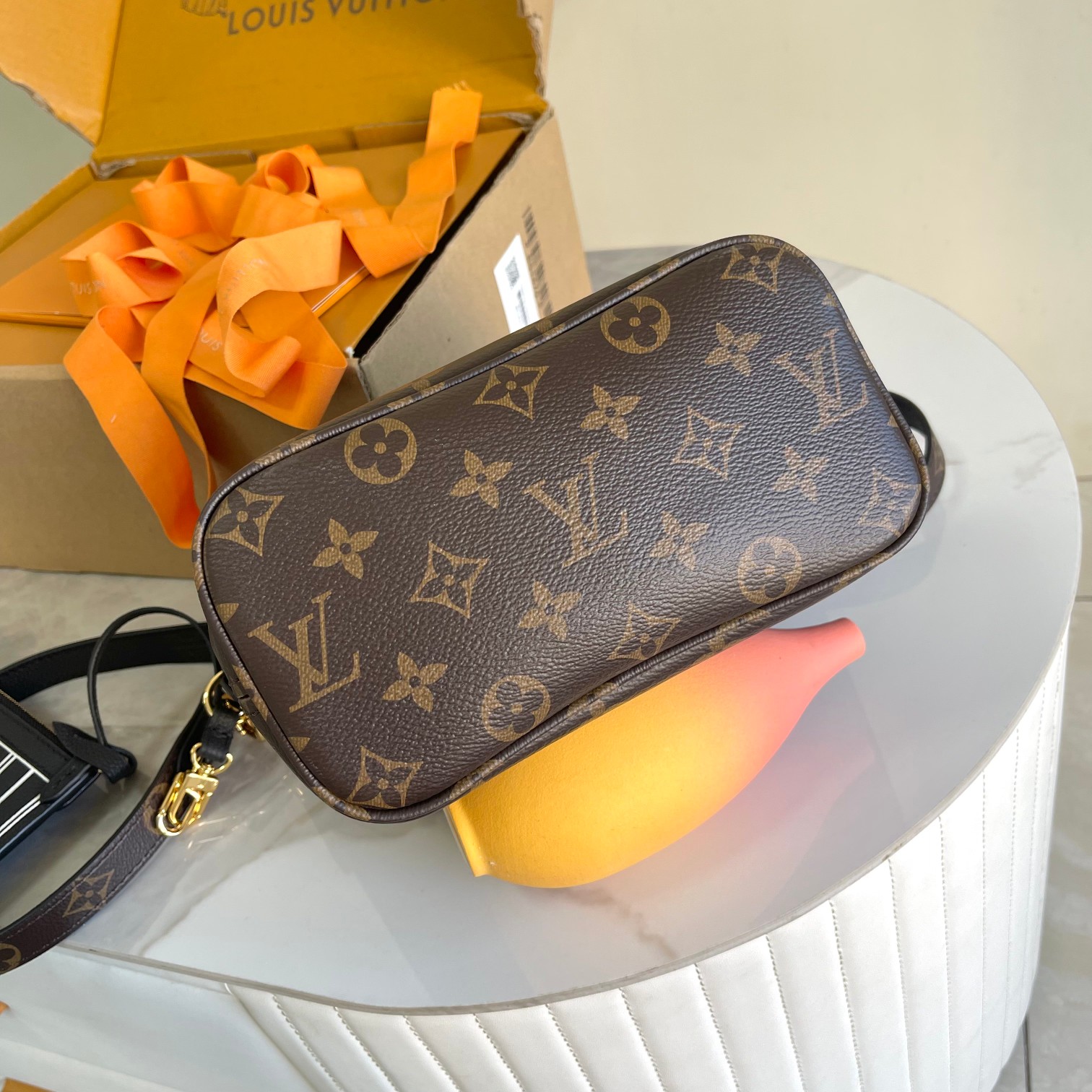 Louis Vuitton Haute Couture Classic Luxury Handbag Shoulder Crossbody 5