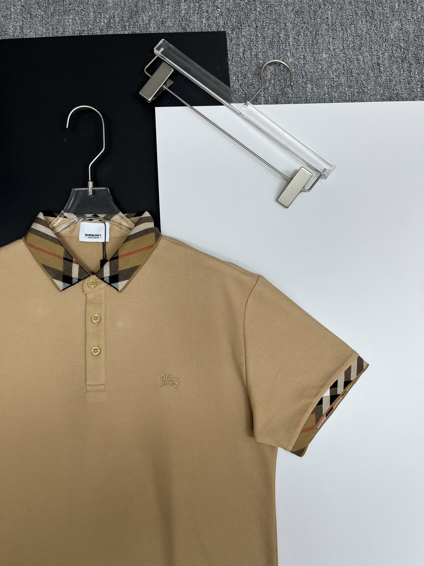 Burberry BURBERRY 巴宝莉领袖格纹战马刺绣新款Polo衫