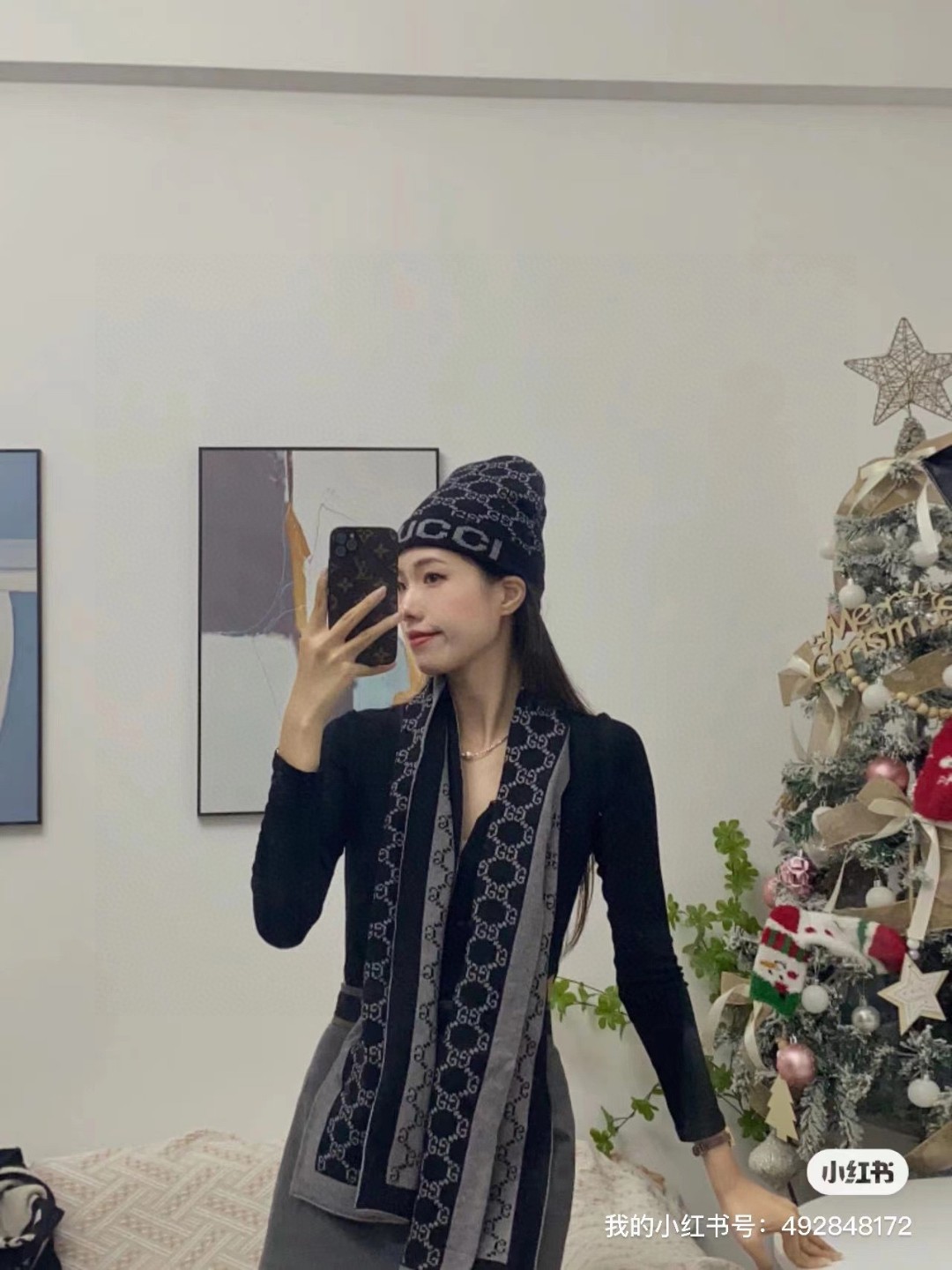 NO:218683,Gucci classic suit hat!  Hat scarf!  Cashmere Rabbit Fur quality!  It’s super comfortable~ You’re just a short set of hats this winter~ It’s warm and fashionable!  Universal style for men and women! Can be used as a couple style!  Complete anti-counterfeiting label hanging cards!  Many styles, welcome to choose!! Hats, fisherman hats, baseball hats, knit hats, hats, gucci, espadrilles, hats19860909古奇GUCCI经典套装帽子！帽子围巾！羊绒兔绒品质！暖暖哒超级舒服～这个冬天你就差这么一套套装帽子啦～又保暖又时尚！男女通用款!可以做情侣款！防伪标签吊卡齐全！多多款式,欢迎选择!!帽子渔夫帽棒球帽针织帽,帽子,gucci,espadrilles,hats,hat