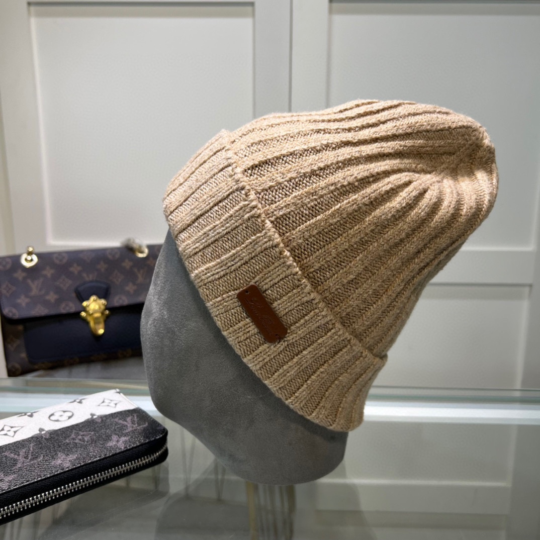 NO:362922,Loropiana official website classic knitted hat!  Xiaohongshu is a hot-selling hit product!  Dress up cool!  The same style for men and women, thicker and warmer, fashionable and popular texture, the best products for warmth in autumn and winter, hurry up and order, run-time hat, straw hat, fisherman hat, baseball hat, knit hat, hat, loro piana, espadrilles, hatsLoropiana官网经典款针织帽！小红书热卖爆款！穿搭神气！男女同款,加厚更保暖,时尚流行质感一流,秋冬保暖最佳名品,赶紧订购哦,跑量款帽子草帽渔夫帽棒球帽针织帽,帽子,loro piana,espadrilles,hats,hat