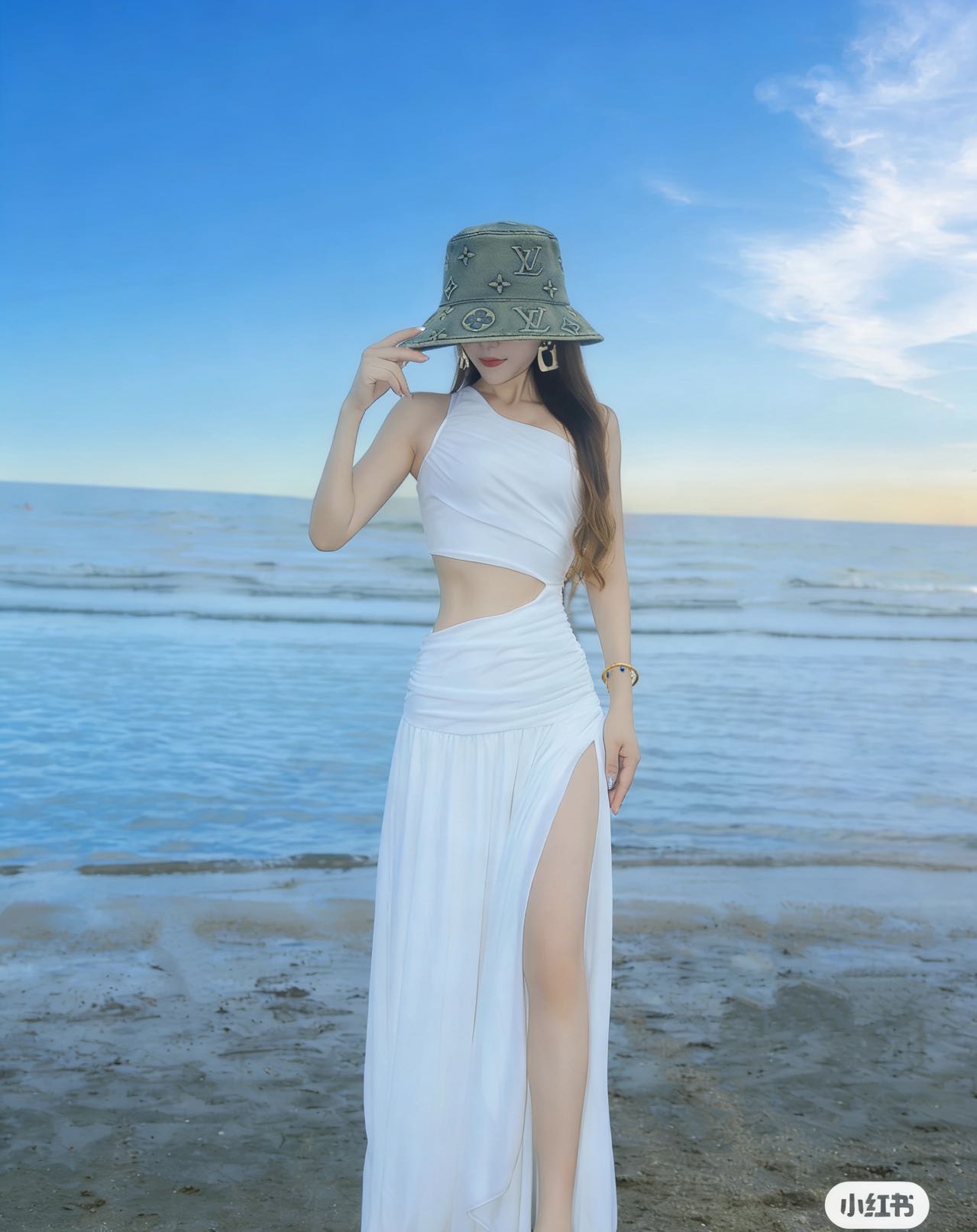NO:764404,LV Louis Vuitton bucket hat, a very classic classic, available in all seasons, a must-have when going out, a very eye-catching small hat, straw hat, bucket hat, baseball cap, hat, louis vuitton, louis vuitton, espadrilles, hats19860909LV路易威登渔夫帽,非常经典的经典,四季可用,出门必备,非常显脸小帽子草帽渔夫帽棒球帽,帽子,louis vuitton,louis vuitton,espadrilles,hats,hat
