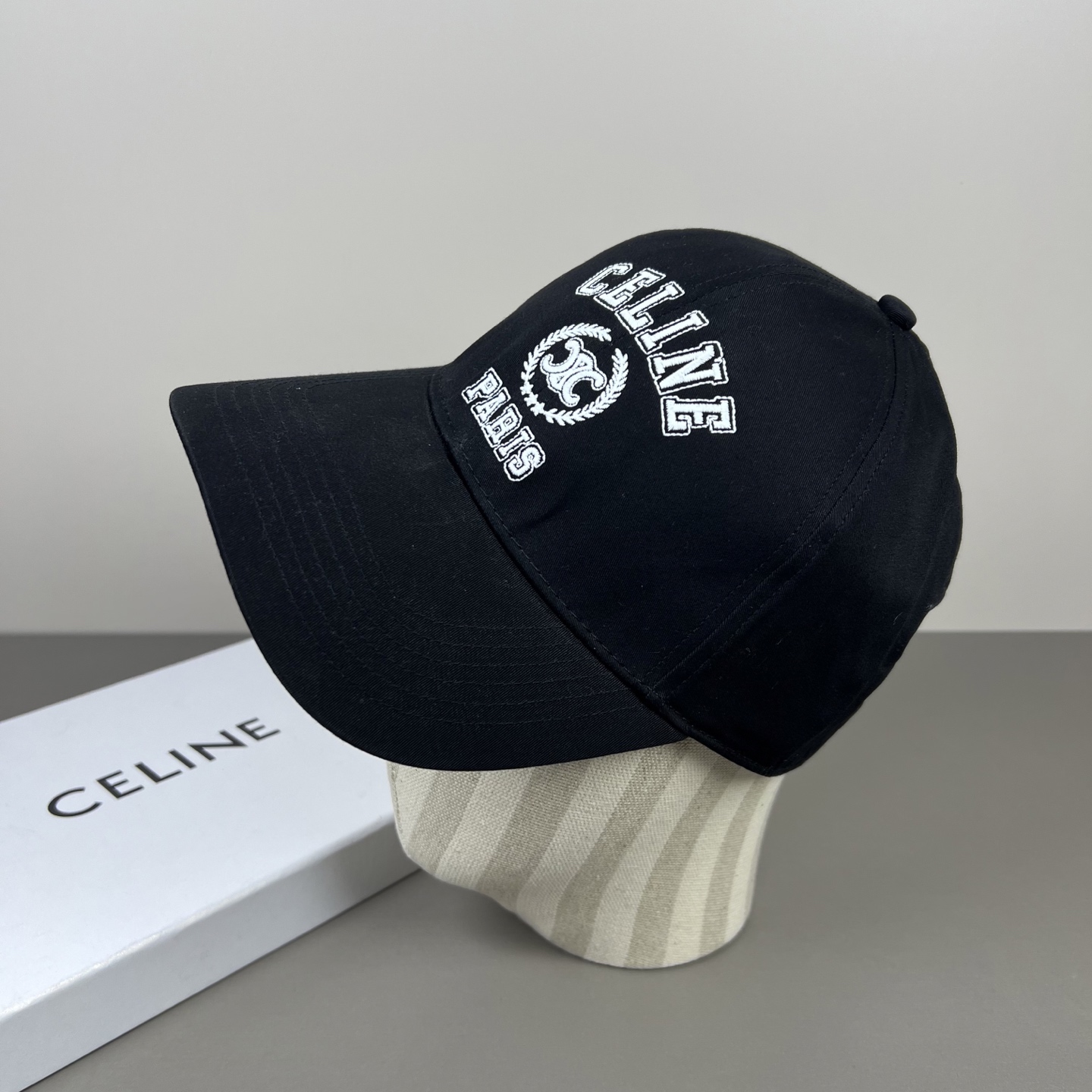 P 【CELINE 思琳】新款简约风，秋冬新品系列棒球大牌同步，超好搭配，出货！
