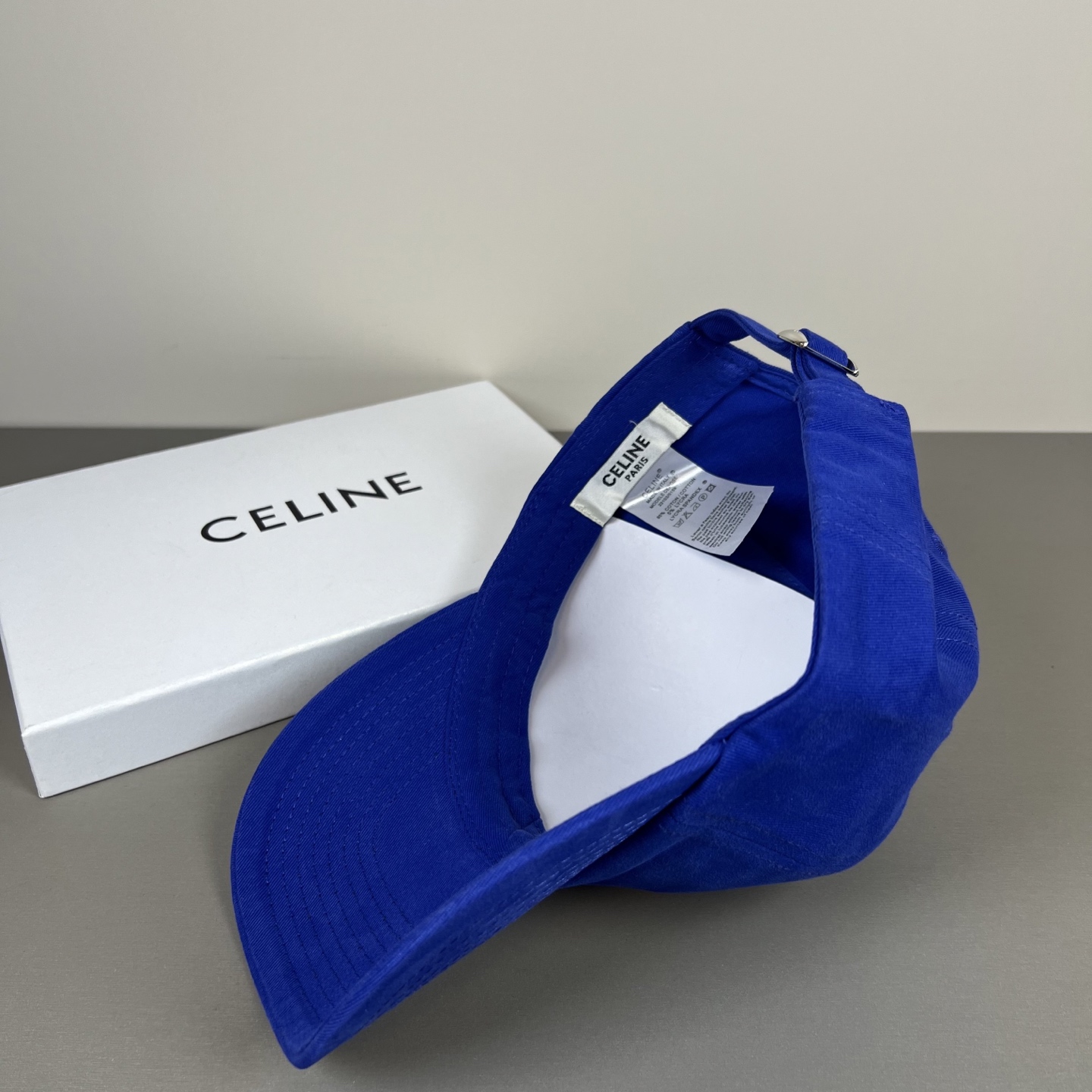 Celine CELINE 思琳新款简约风，秋冬新品系列棒球 同步，超好搭配