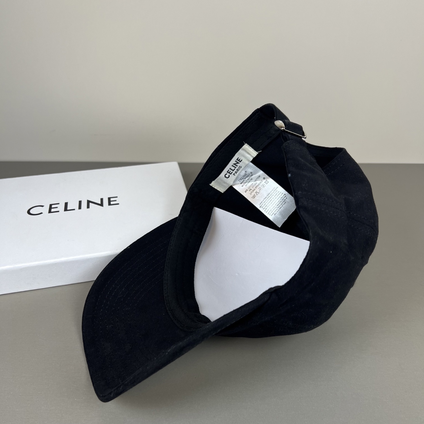 Celine CELINE 思琳新款简约风，秋冬新品系列棒球 同步，超好搭配