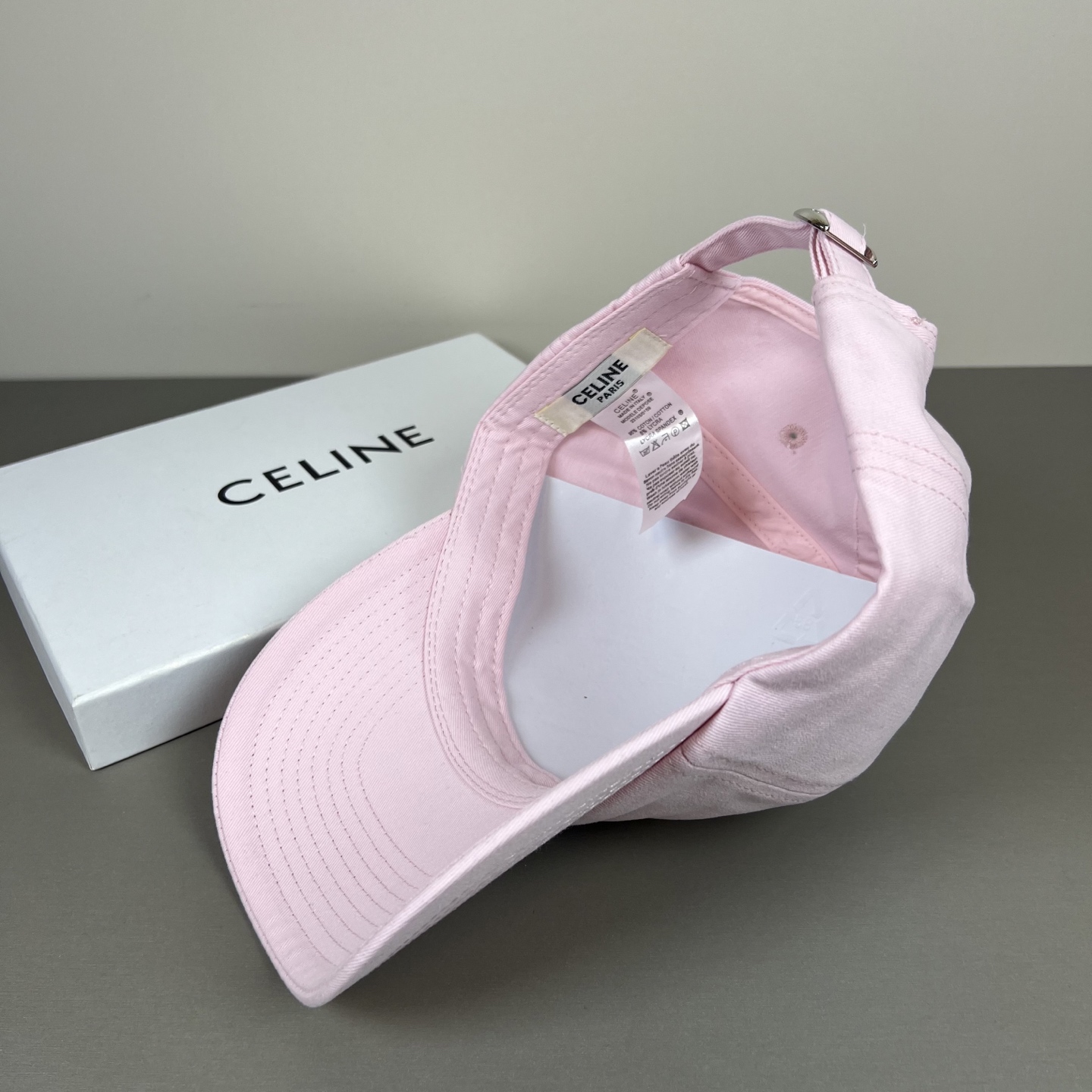 Celine CELINE 思琳新款简约风，秋冬新品系列棒球 同步，超好搭配