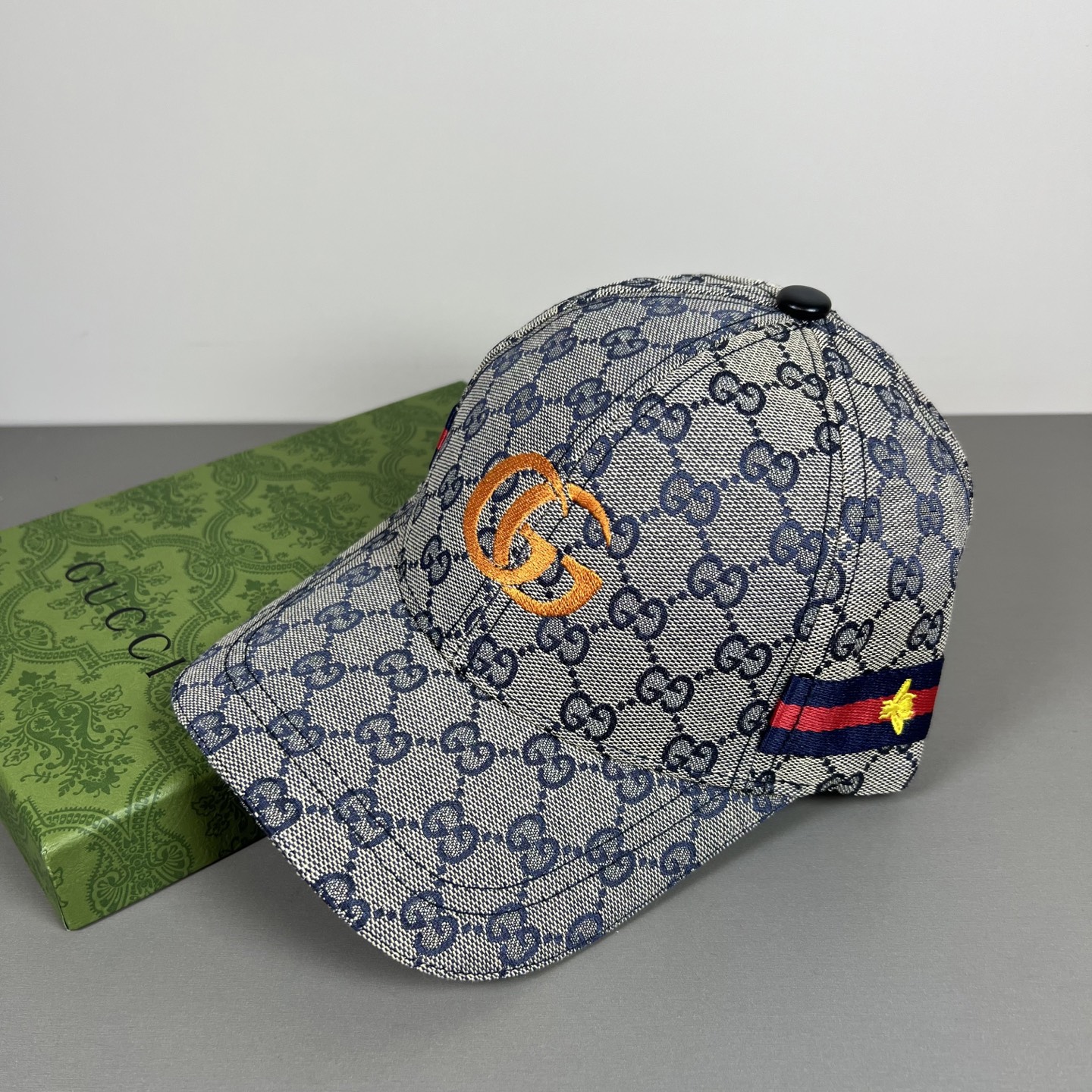 🌾古奇棒球帽♥️GUCCI🧢官网新品，棒球帽，原单品质火爆来袭 。🎩 工艺非常精美 高档大气上档次！低调