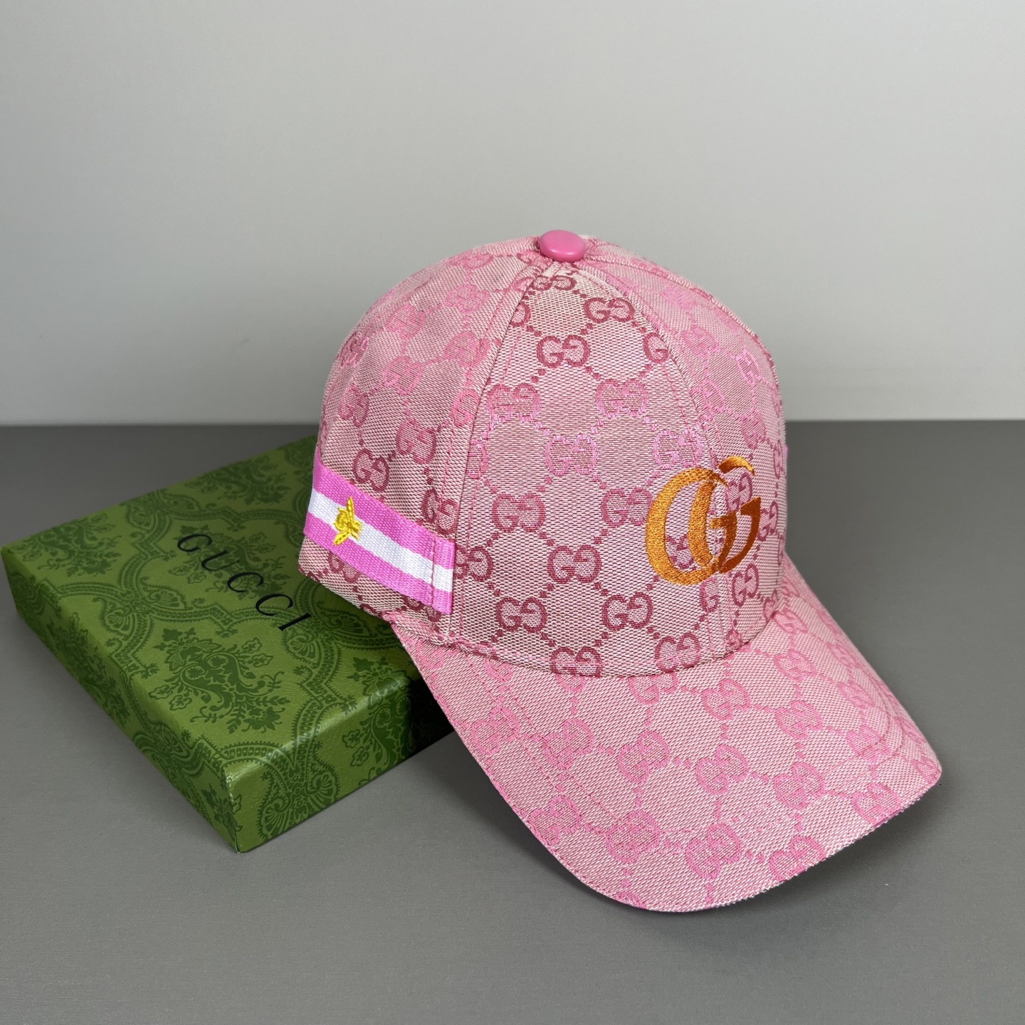 🌾古奇棒球帽♥️GUCCI🧢官网新品，棒球帽，原单品质火爆来袭 。🎩 工艺非常精美 高档大气上档次！低调
