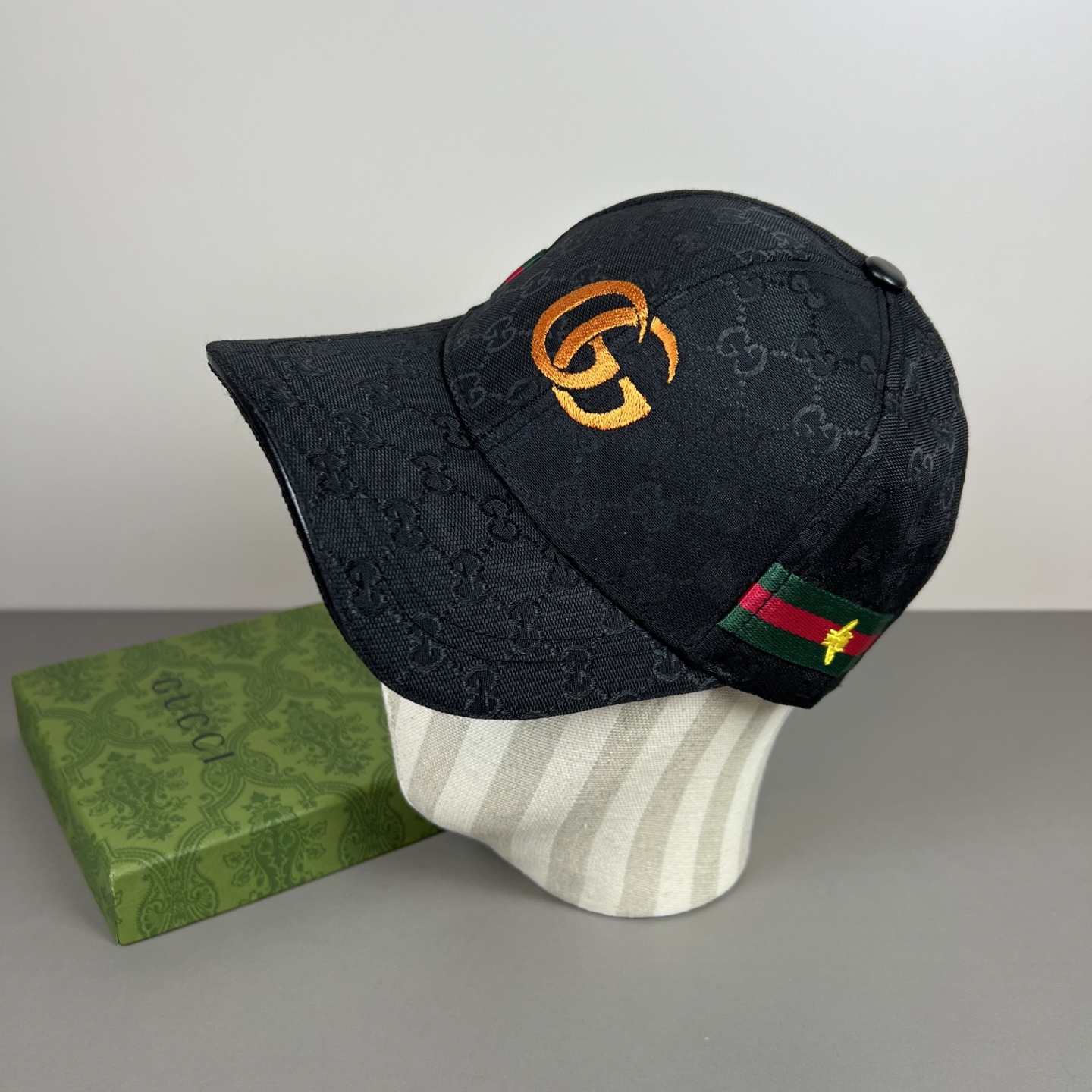 🌾古奇棒球帽♥️GUCCI🧢官网新品，棒球帽，原单品质火爆来袭 。🎩 工艺非常精美 高档大气上档次！低调