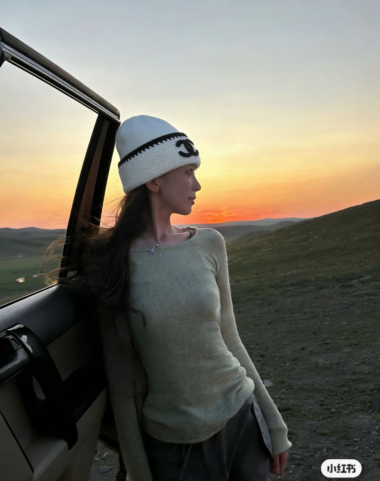 NO:764826,Chanel official website quality Chanel autumn and winter wool hat recommended by internet celebrity fashion bloggers, Xiaohongshu hot style, super soft and comfortable knitted hat with excellent elasticity!  hat straw hat bucket hat baseball cap, hat, chanel, chanel, espadrilles, hats19860909Chanel官网品质香奈儿秋冬网红时尚博主推荐款毛线帽,小红书爆款,手感超柔软舒适的针织线帽,弹性极佳！帽子草帽渔夫帽棒球帽,帽子,chanel,chanel,espadrilles,hats,hat