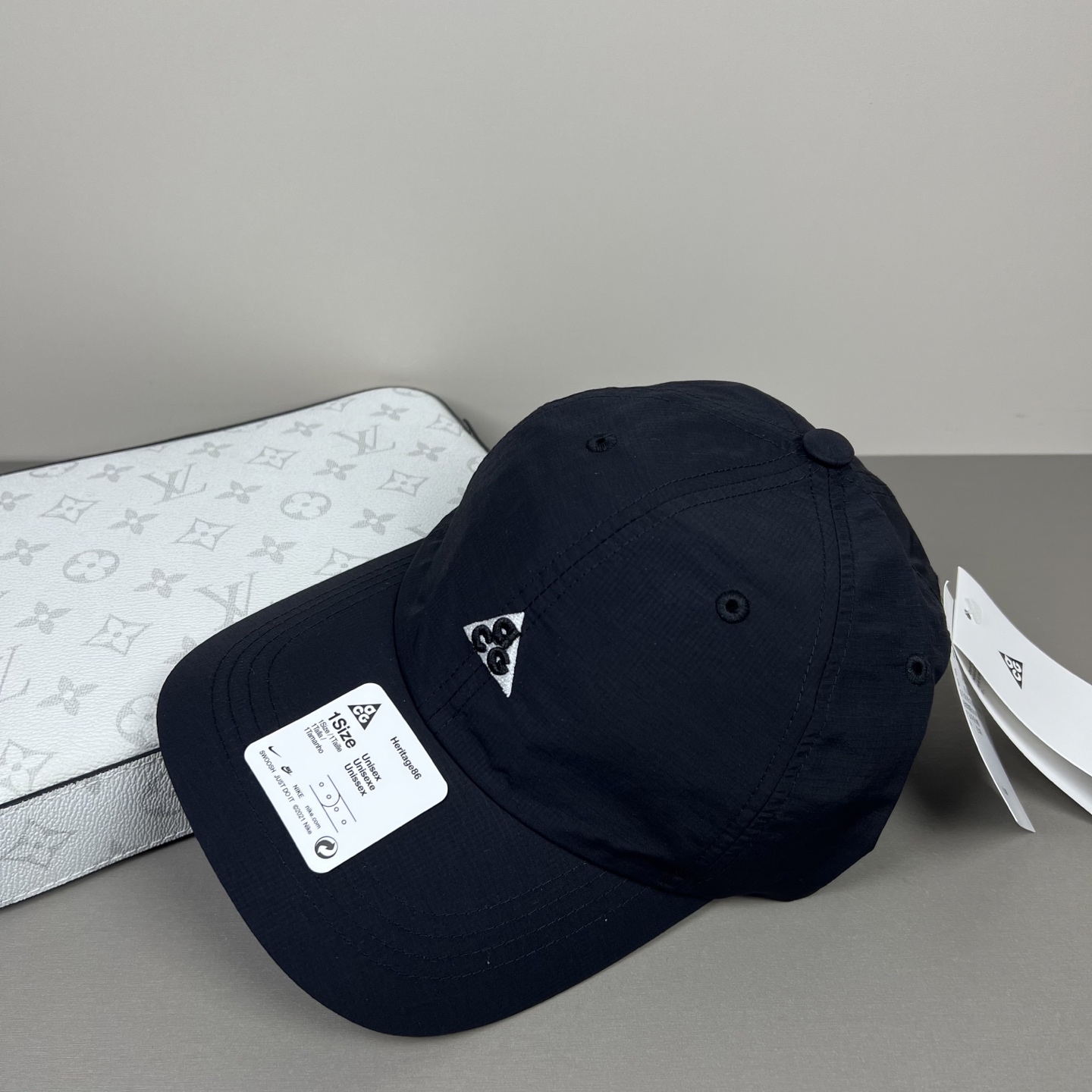 配防尘袋新品ꫛꫀꪝ ❥——❤专柜品质，NIKE细节就是完美耐克拼接新款 官网步上新🧢，代购版本 质量看细