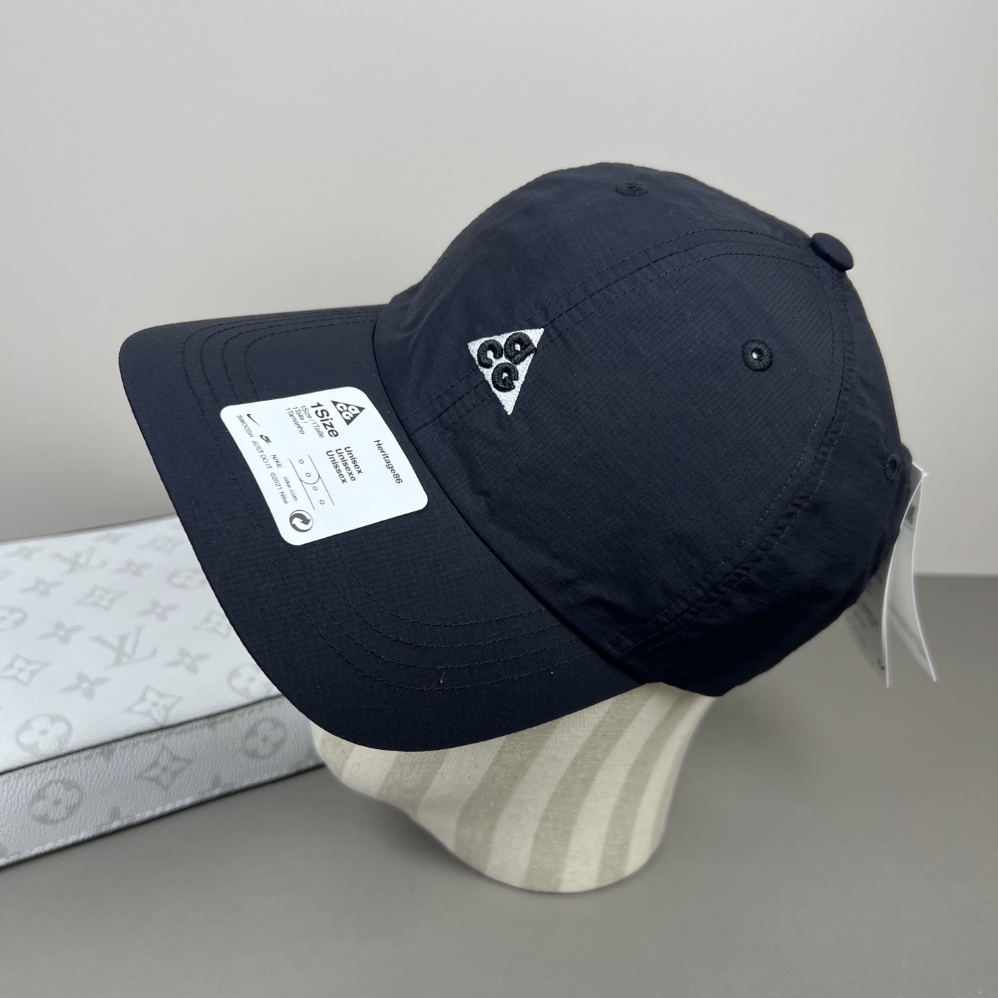 配防尘袋新品ꫛꫀꪝ ❥——❤专柜品质，NIKE细节就是完美耐克拼接新款 官网步上新🧢，代购版本 质量看细