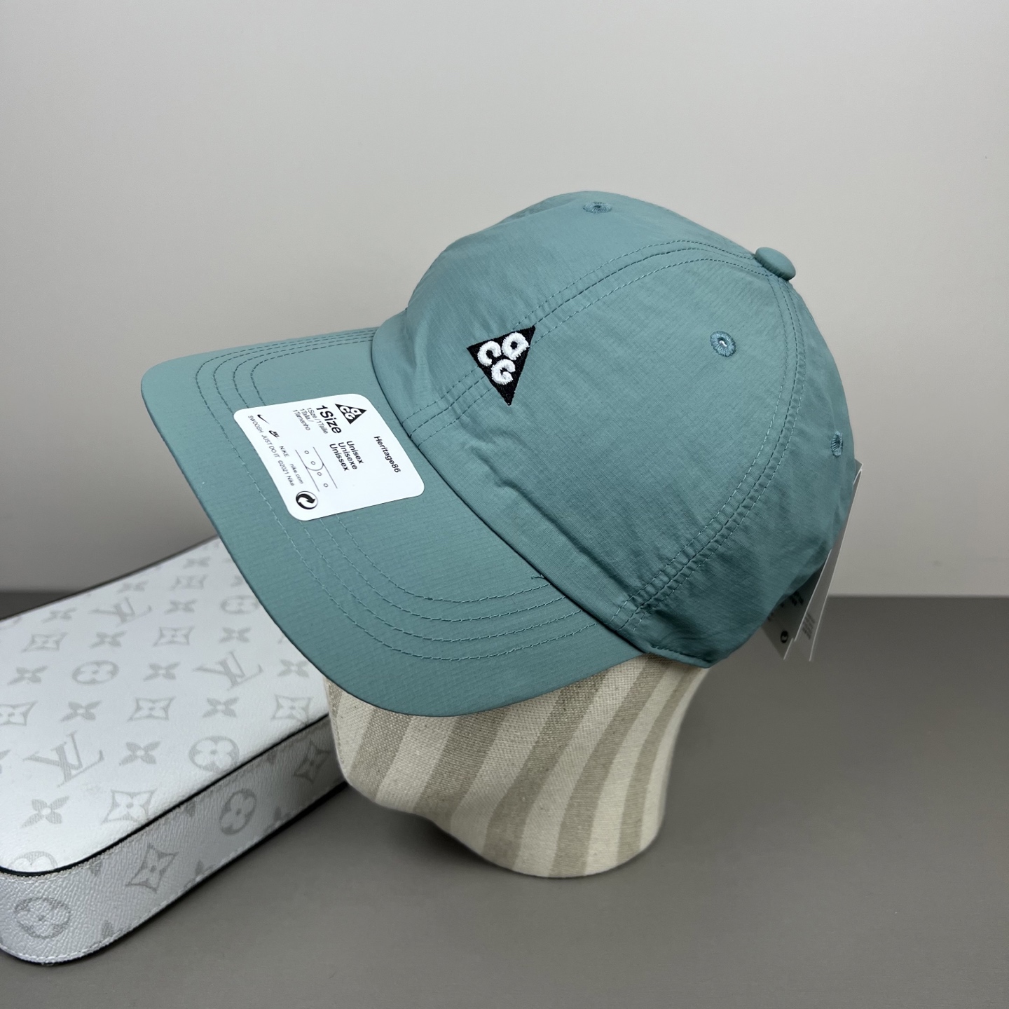 配防尘袋新品ꫛꫀꪝ ❥——❤专柜品质，NIKE细节就是完美耐克拼接新款 官网步上新🧢，代购版本 质量看细
