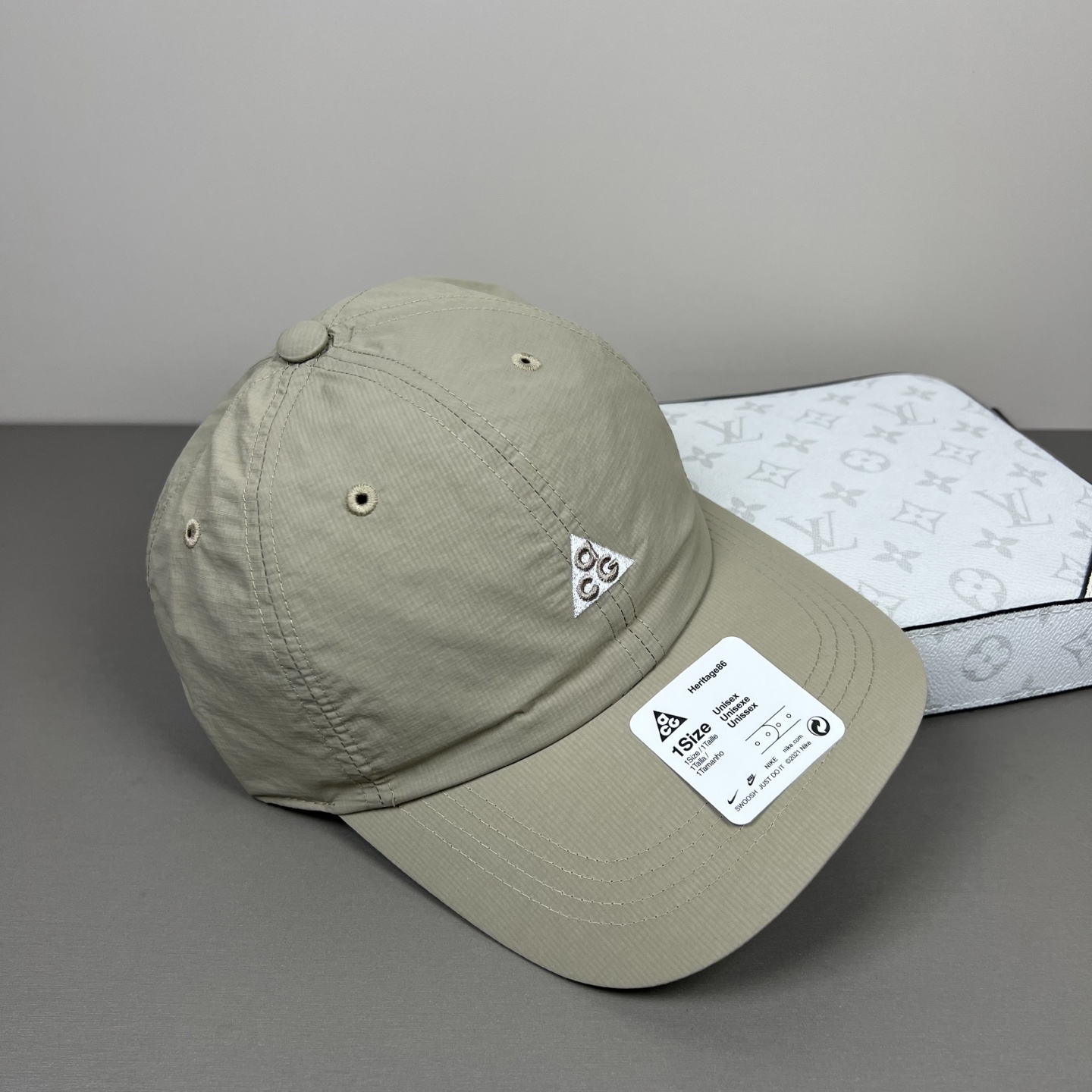 配防尘袋新品ꫛꫀꪝ ❥——❤专柜品质，NIKE细节就是完美耐克拼接新款 官网步上新🧢，代购版本 质量看细