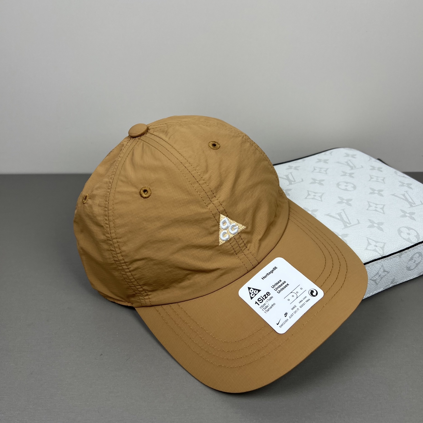 配防尘袋新品ꫛꫀꪝ ❥——❤专柜品质，NIKE细节就是完美耐克拼接新款 官网步上新🧢，代购版本 质量看细