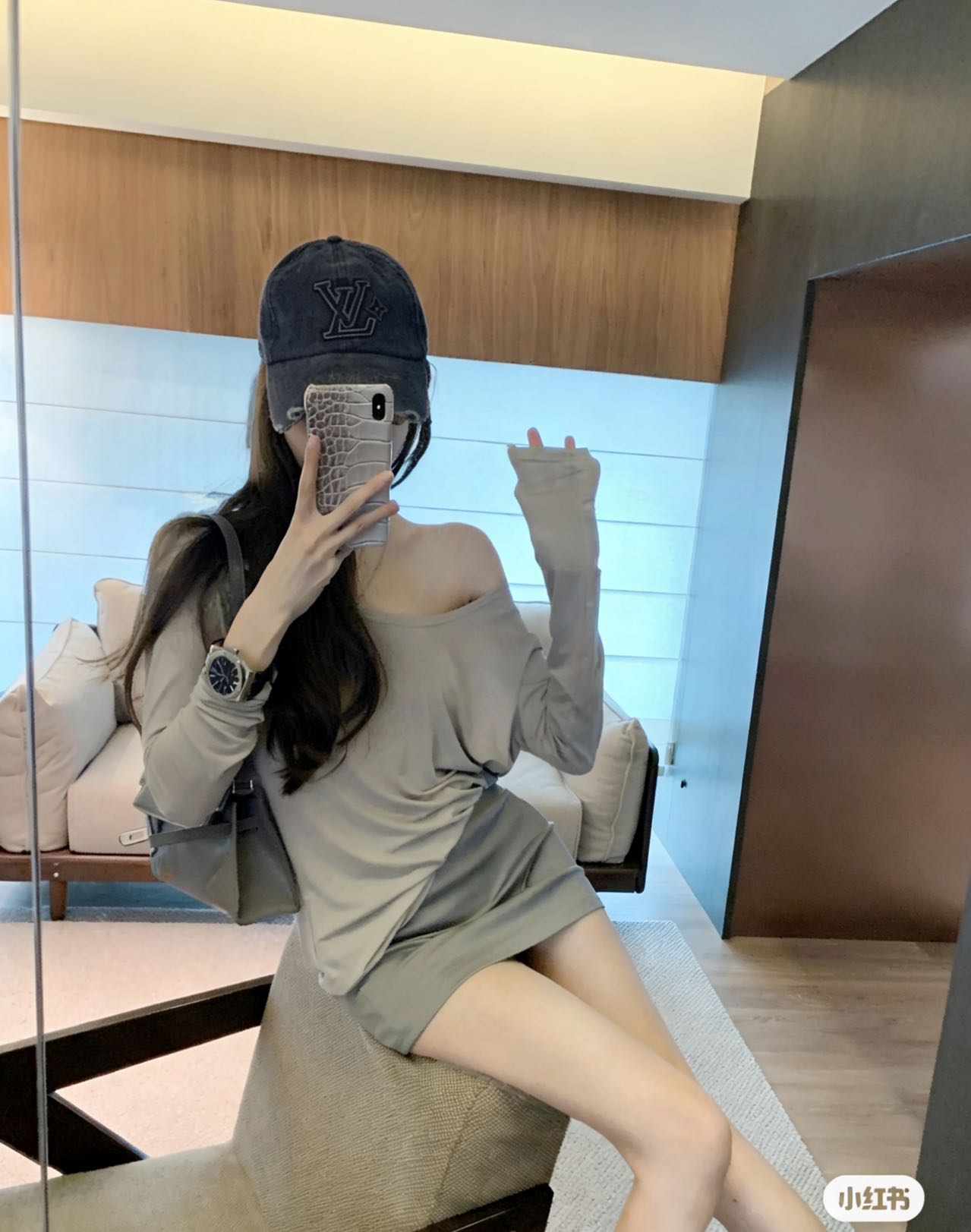 Louis Vuitton LouisVuitton 新款重工打造 高端 ，百搭款