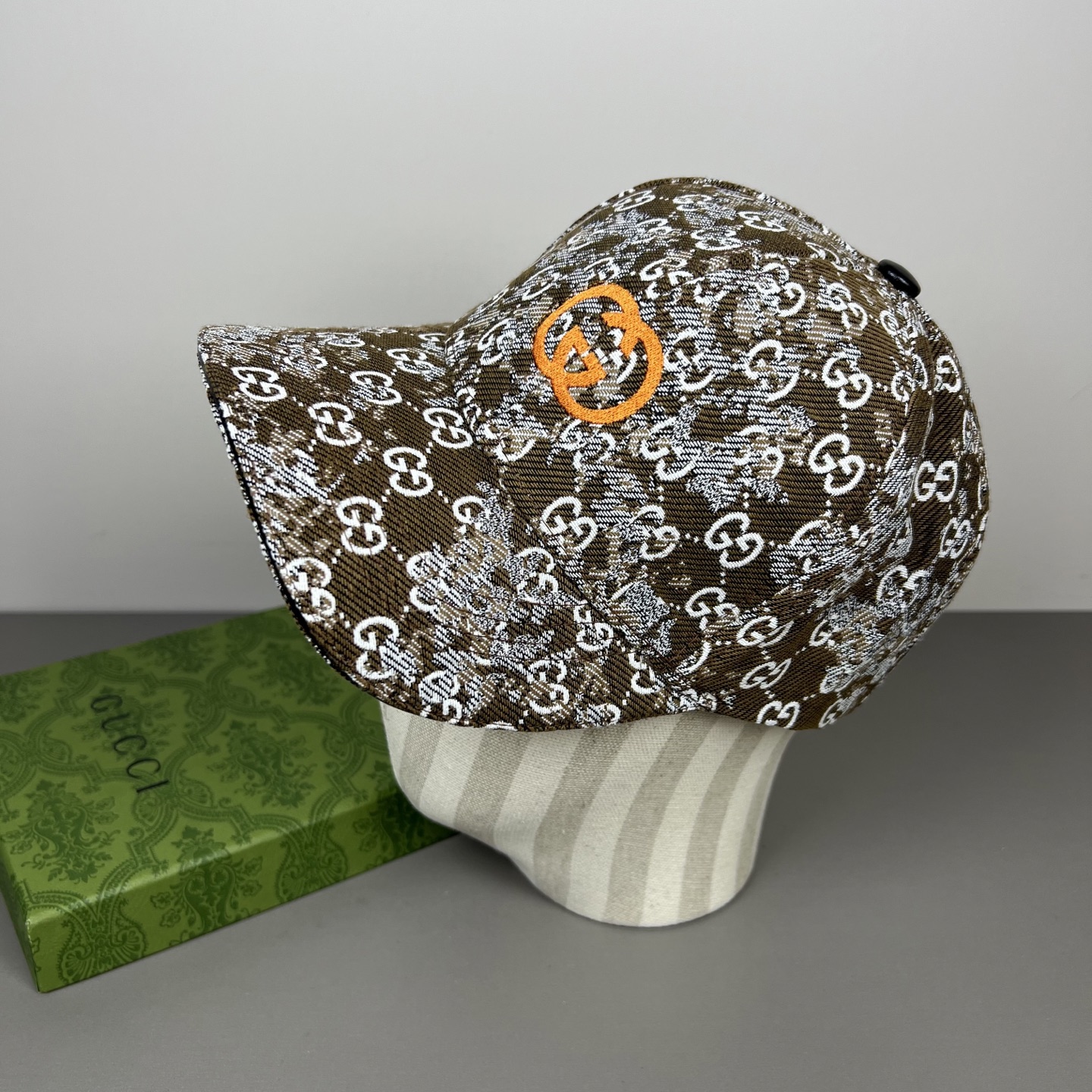 Gucci GUCCI，棒球帽，火爆来袭 工艺非常精美 高档 上档次 低调奢华，方便携带 跑量