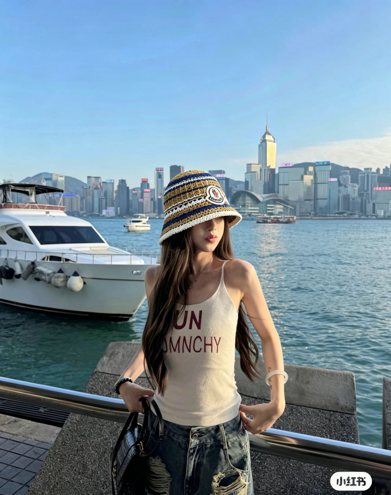 Moncler MONCLER蒙口 好品质高端 ，超火爆 质感很赞，出街超好搭配 潮流 出门 单品，快快入手哦