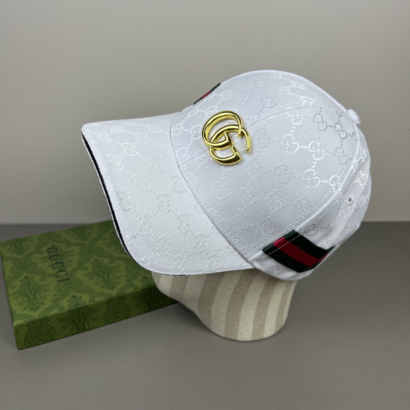 Gucci GUCCI，棒球帽，火爆来袭 工艺非常精美 高档 上档次 低调奢华，方便携带 跑量