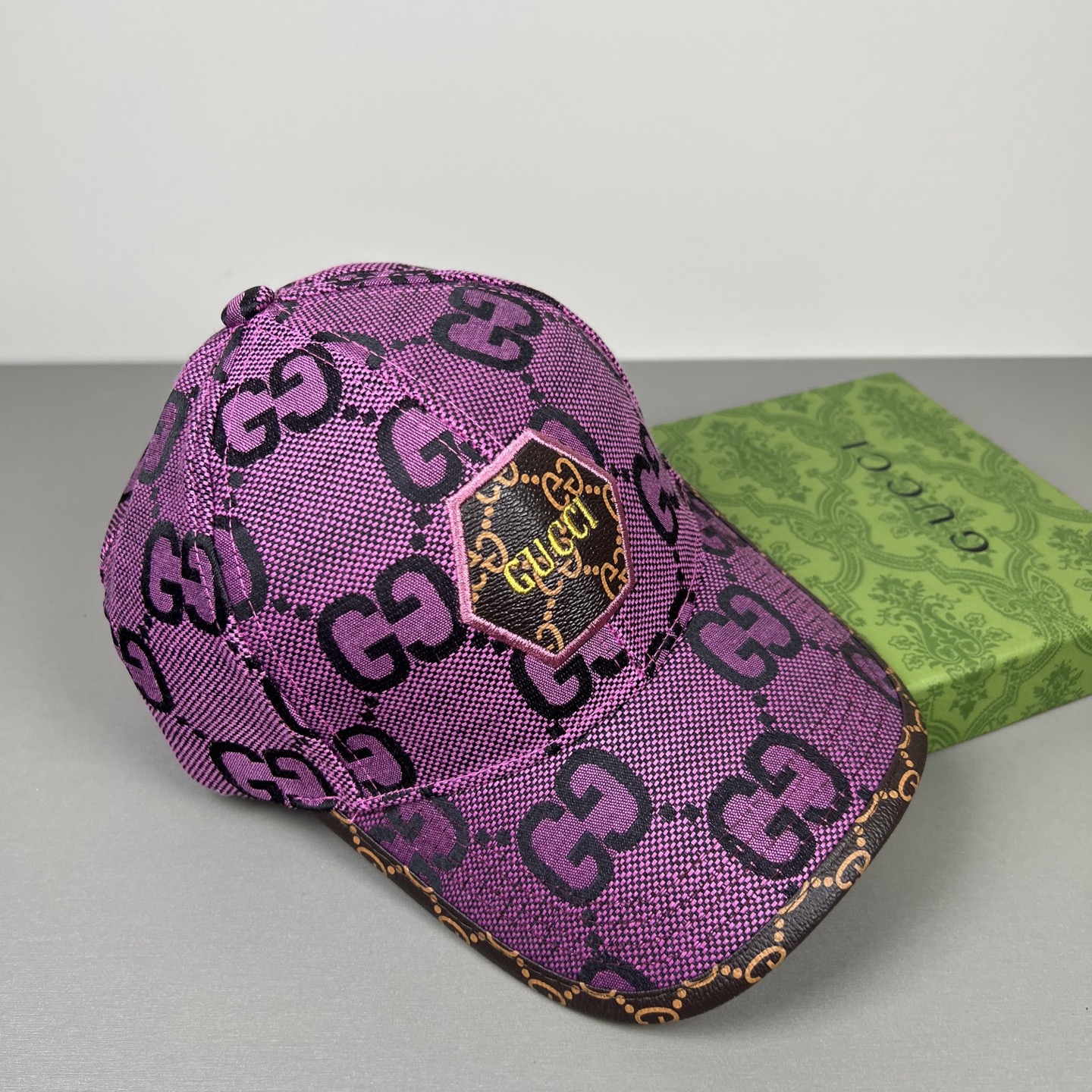 Gucci GUCCI，棒球帽，火爆来袭 工艺非常精美 高档 上档次 低调奢华，方便携带 跑量
